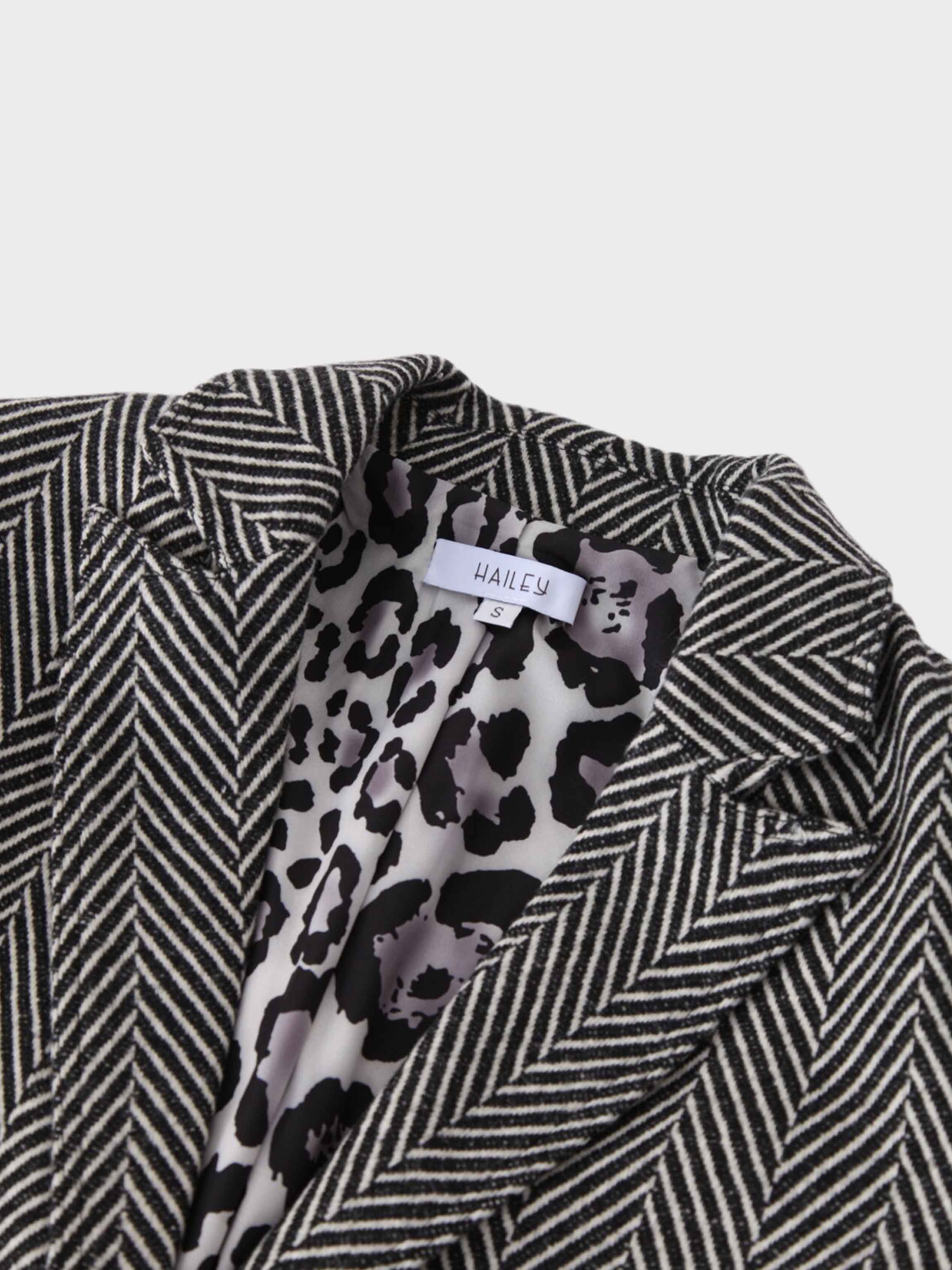 Fitted Blazer-Black/White