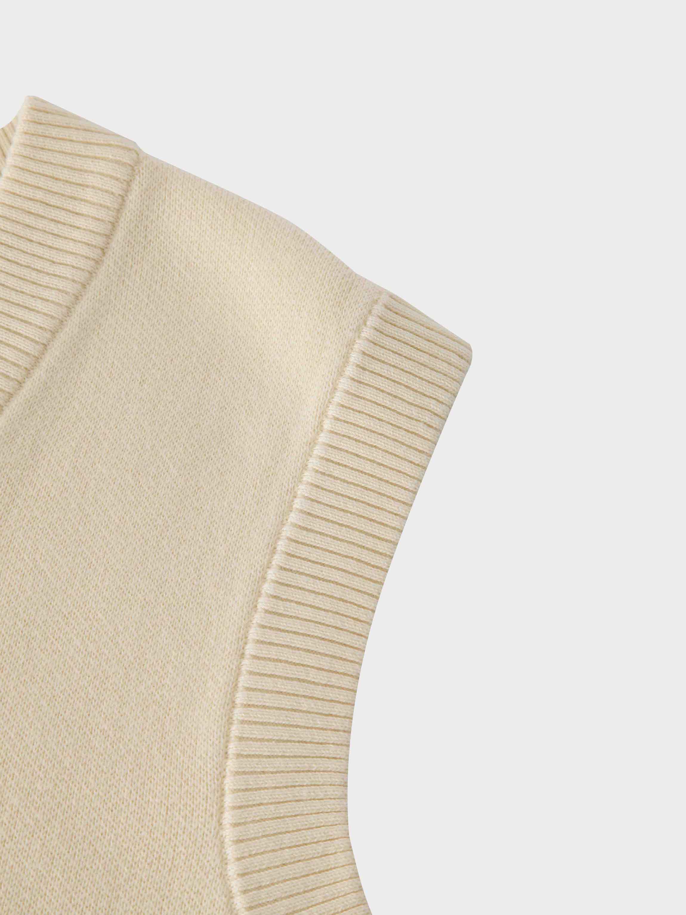 V-Neck Knit Vest-Ivory