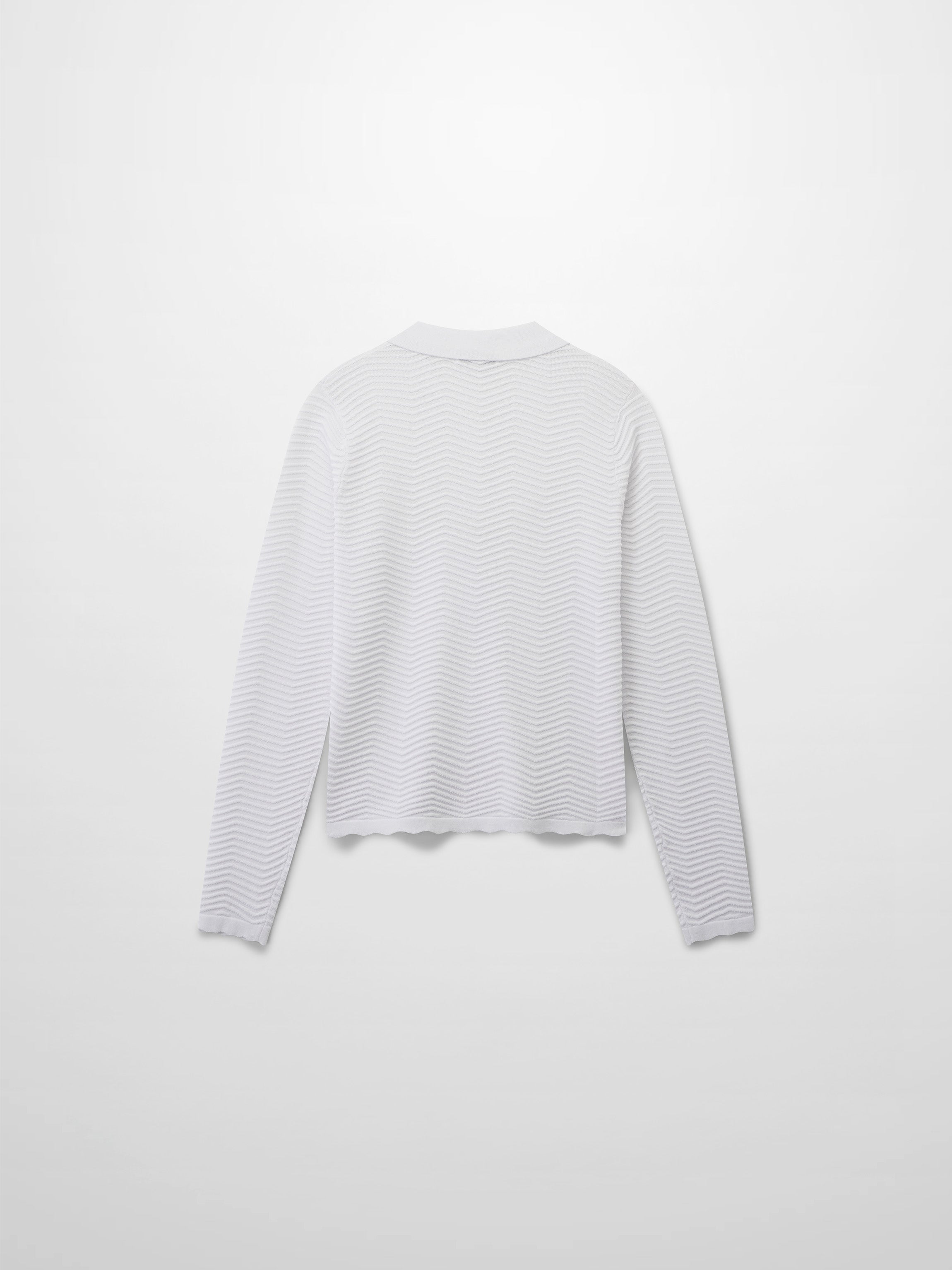 Scallop Edge Collar Sweater-White