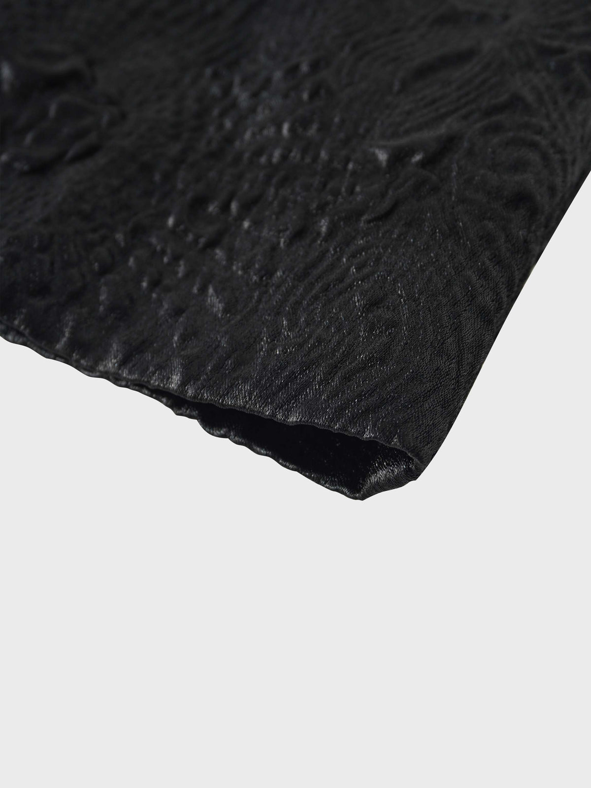 Embossed Inverted Pleat Skirt-Black