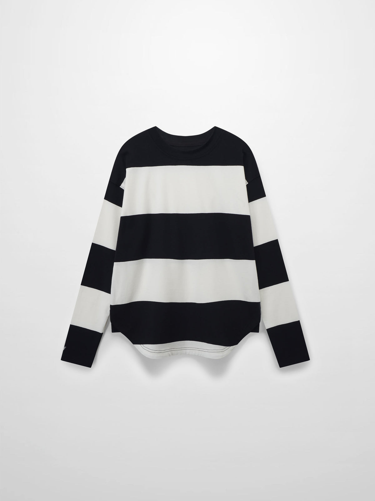 Oversized Rounded Hem T-Shirt-Black/White