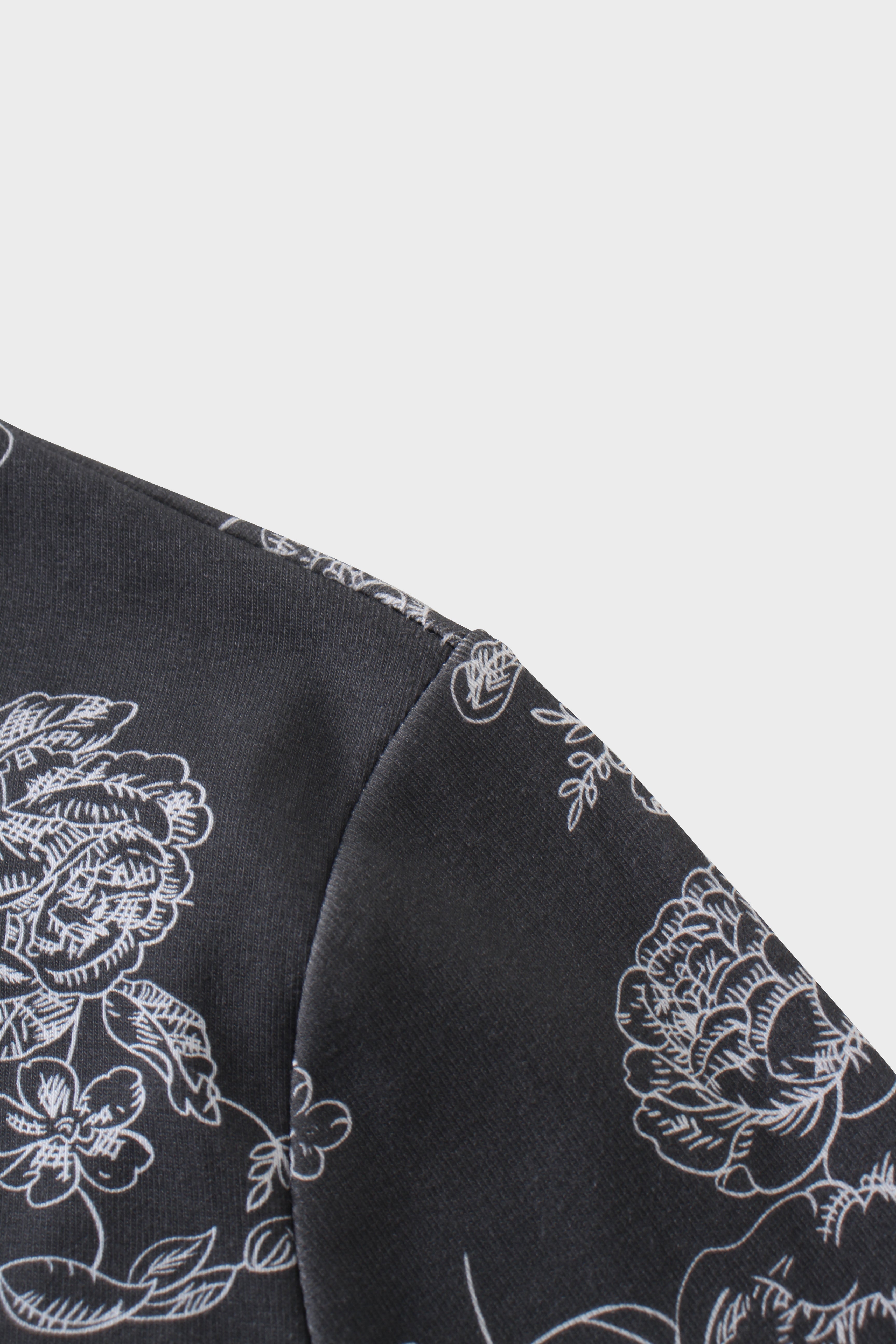 Basic Printed T-shirt-Grey Floral