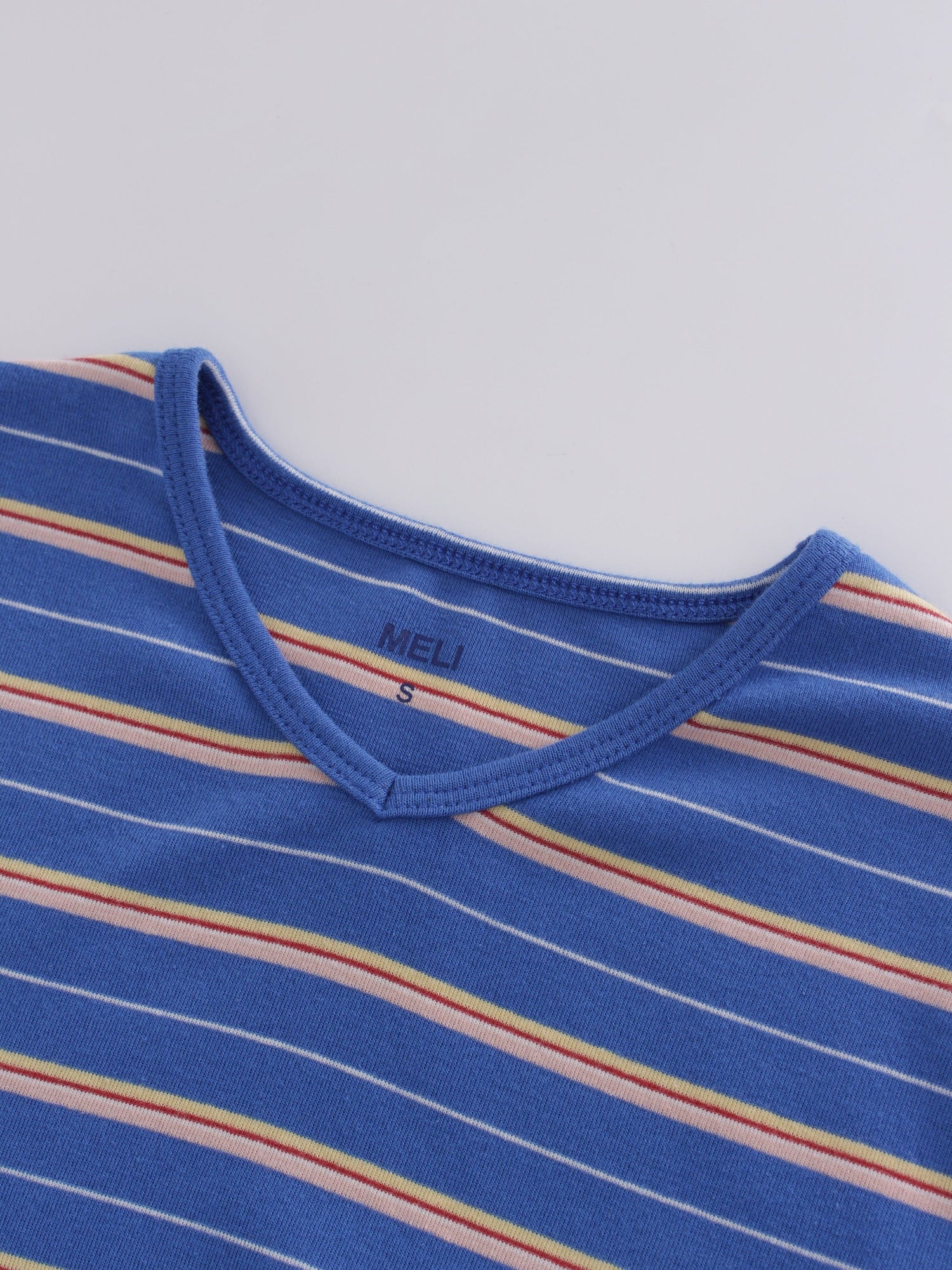 Thin Stripe High V Tee-Blue/Pink/White