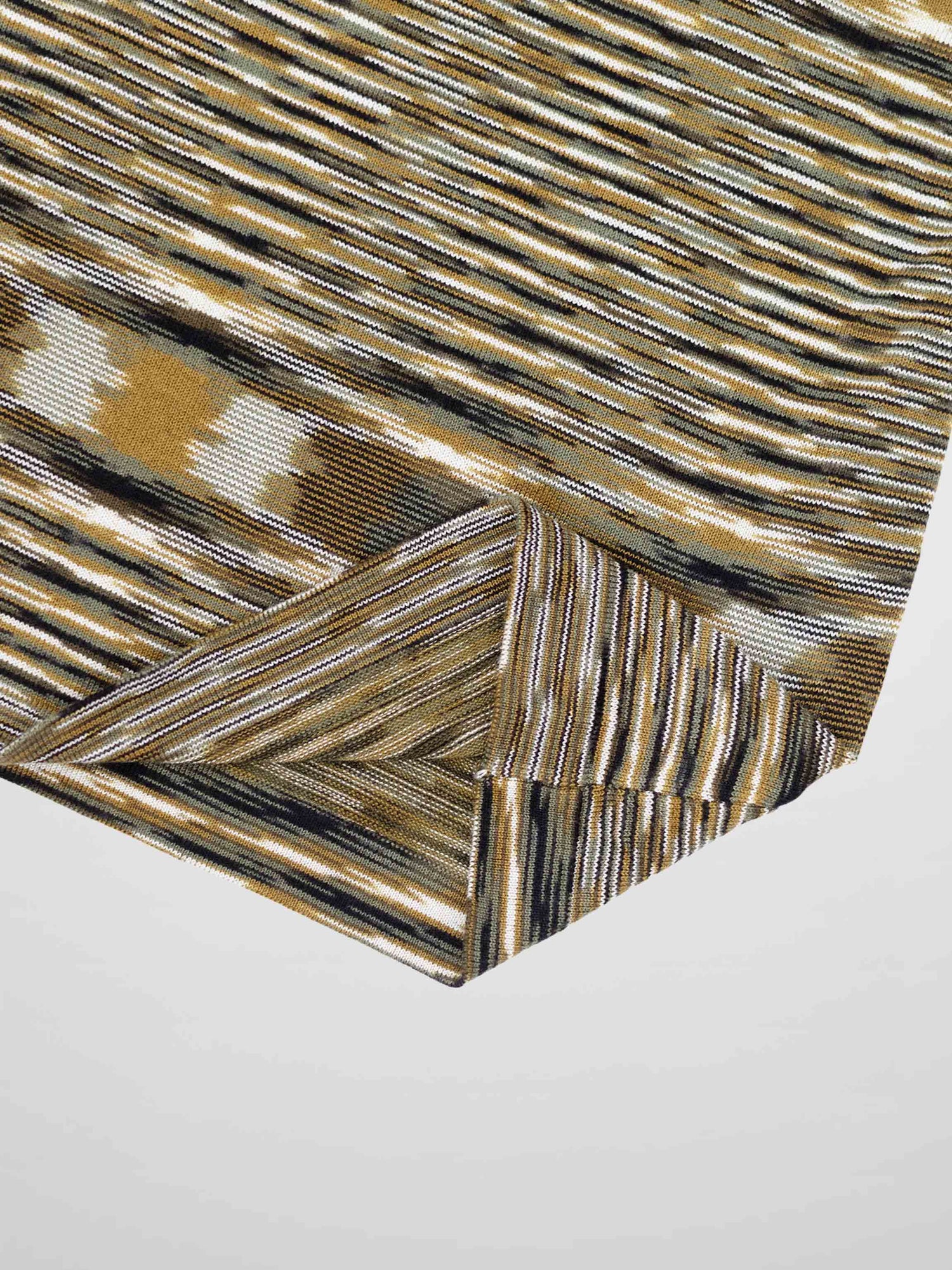 Abstract Stripe Knit Turtleneck-Olive