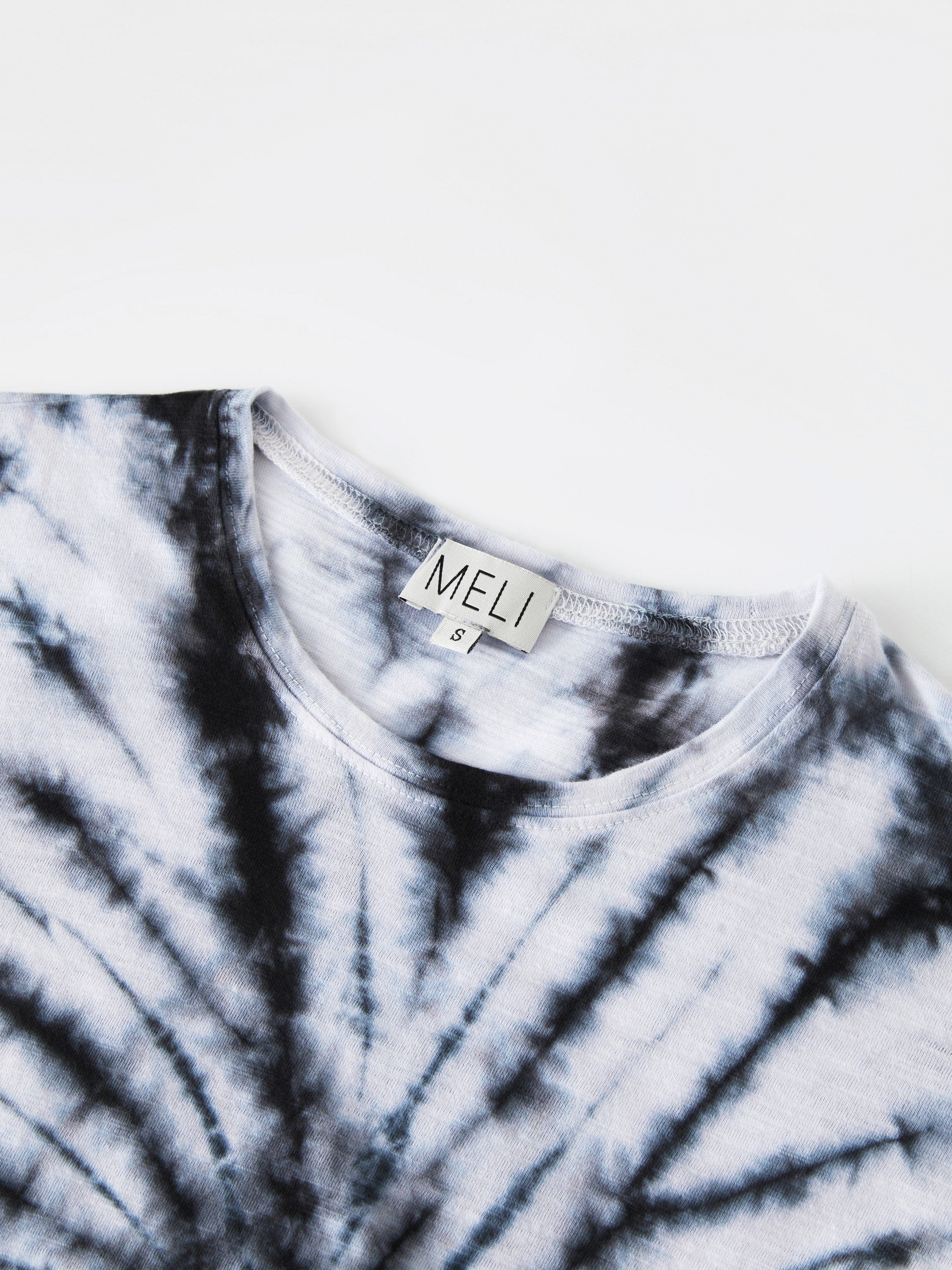 Tie Dye Swirl Tee-Black/White