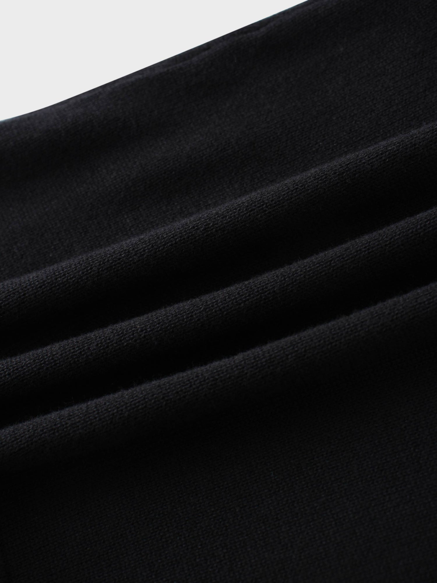 Ruffle Detail Sweater-Black/Ivory