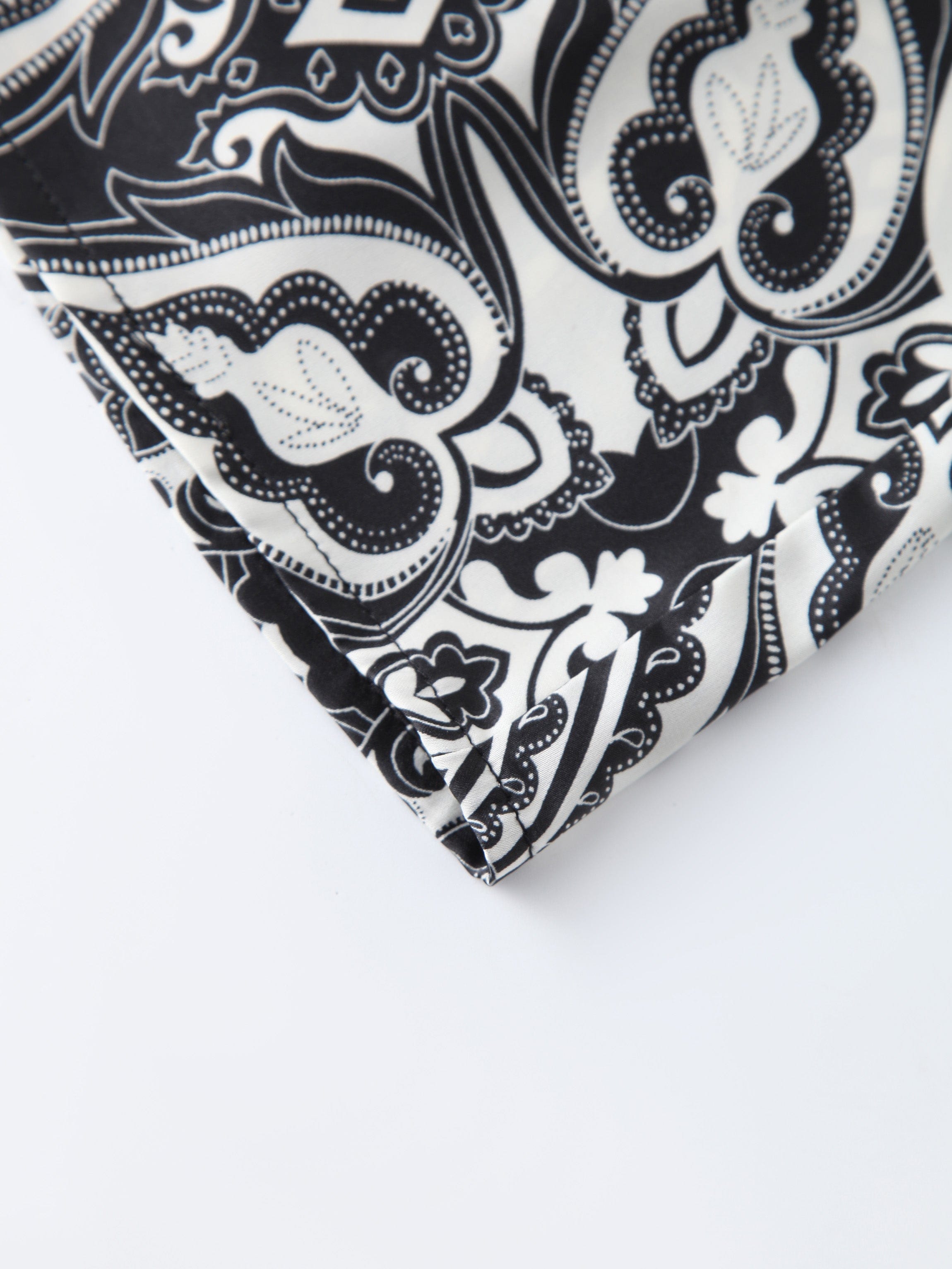 Piped Blouse-B/W Paisley