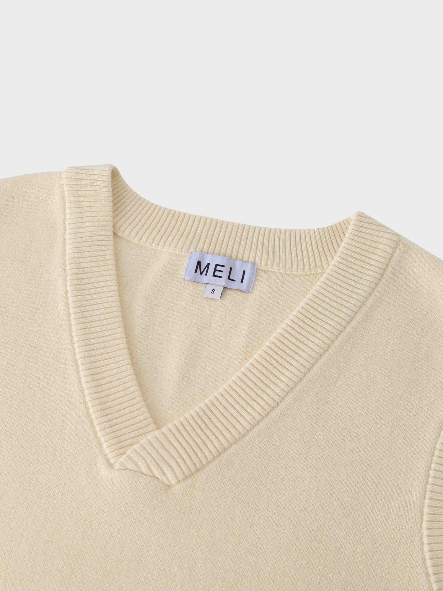 V-Neck Knit Vest-Ivory
