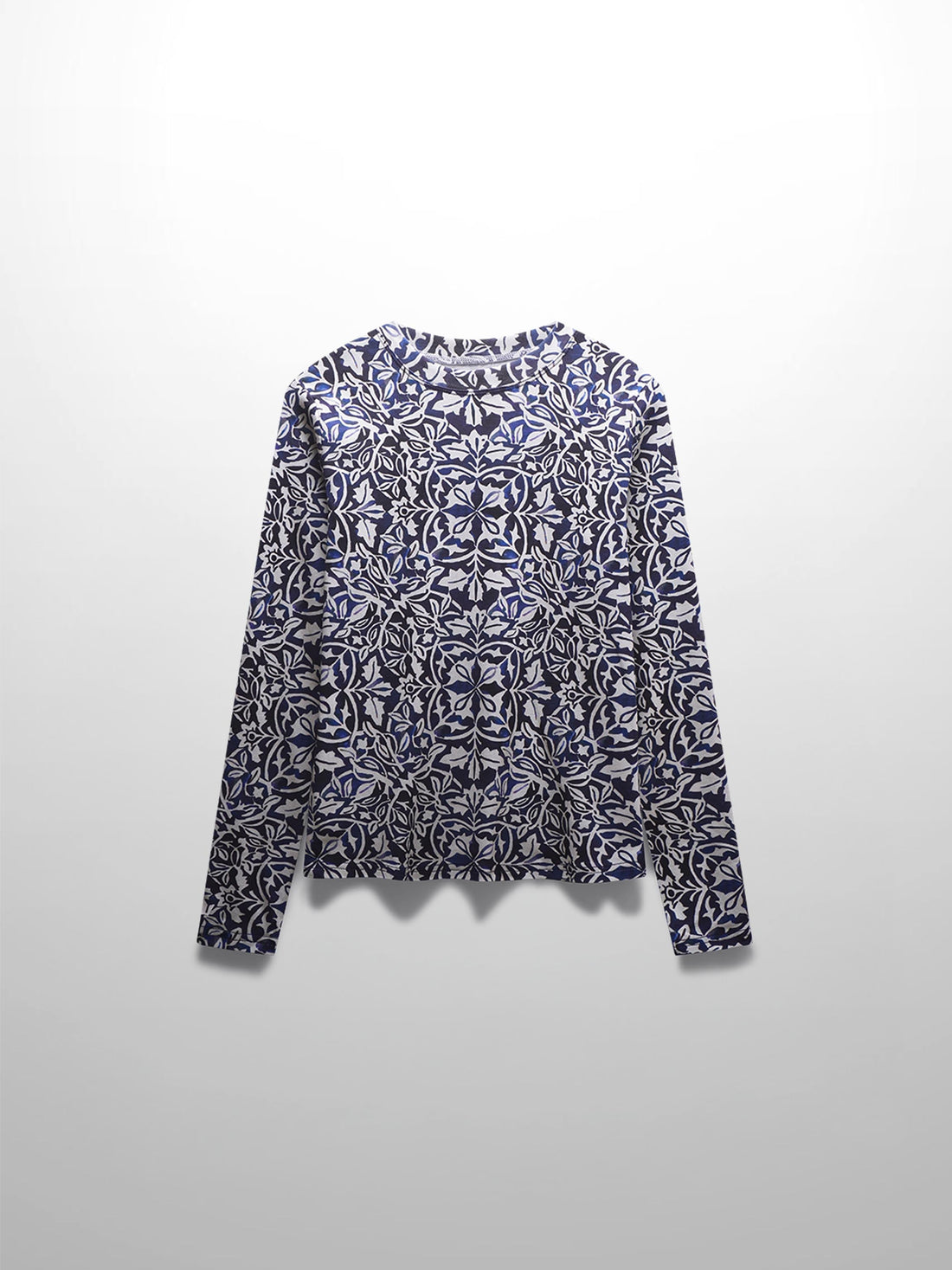 Basic Printed T-shirt-Grecian Medallion