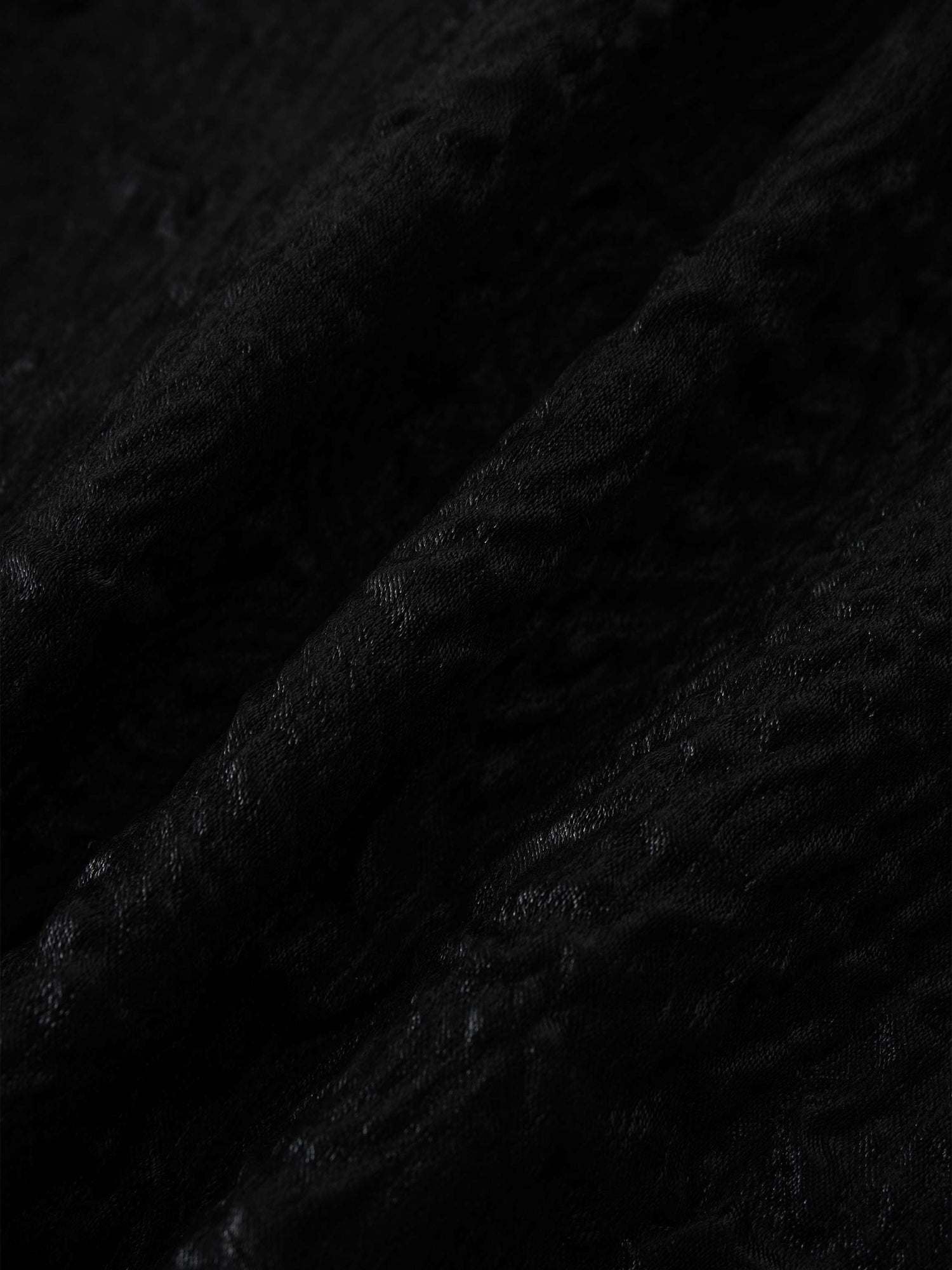 Embossed Inverted Pleat Skirt-Black