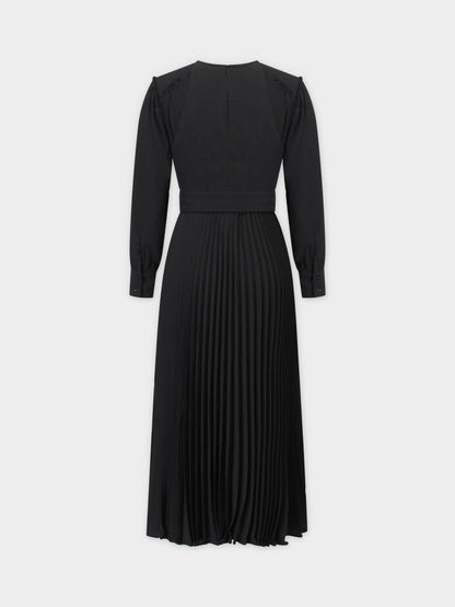 BACK OVERLAY DRESS-BLACK