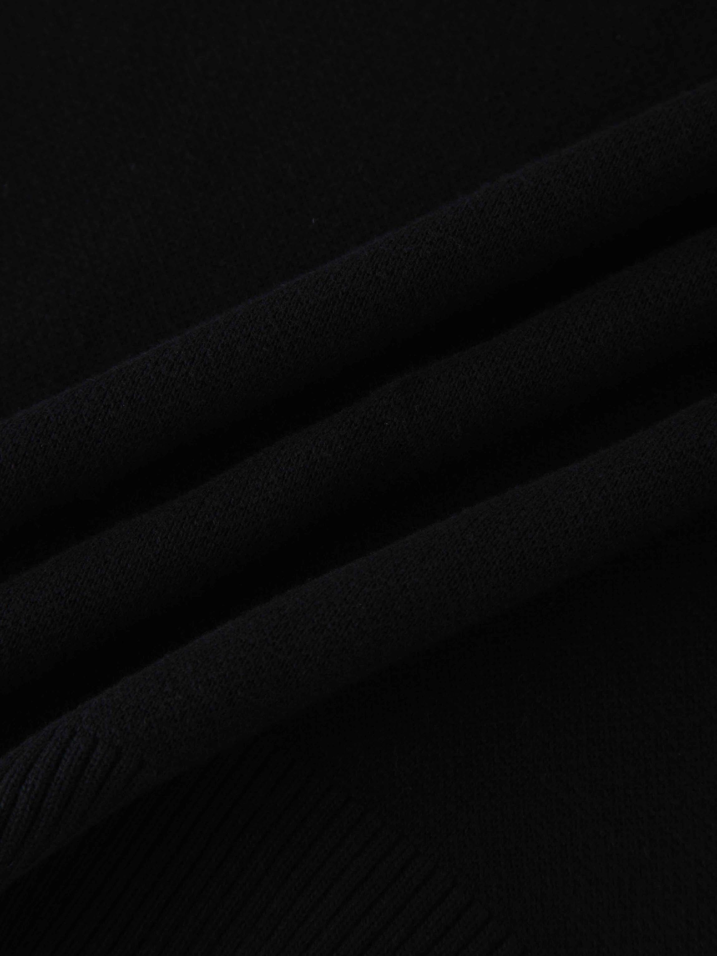 V-Neck Knit Vest-Black