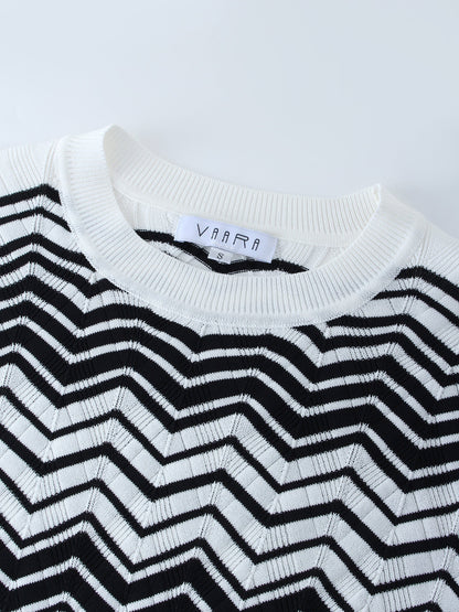 Wave Stripe Sweater-Black/White