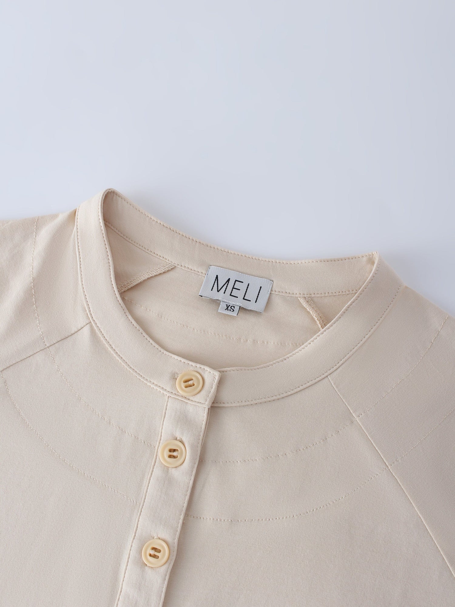 HENLEY DRAWSTRING TEE-TAN