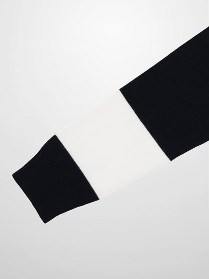 Classic Turtleneck Sweater-Black/White