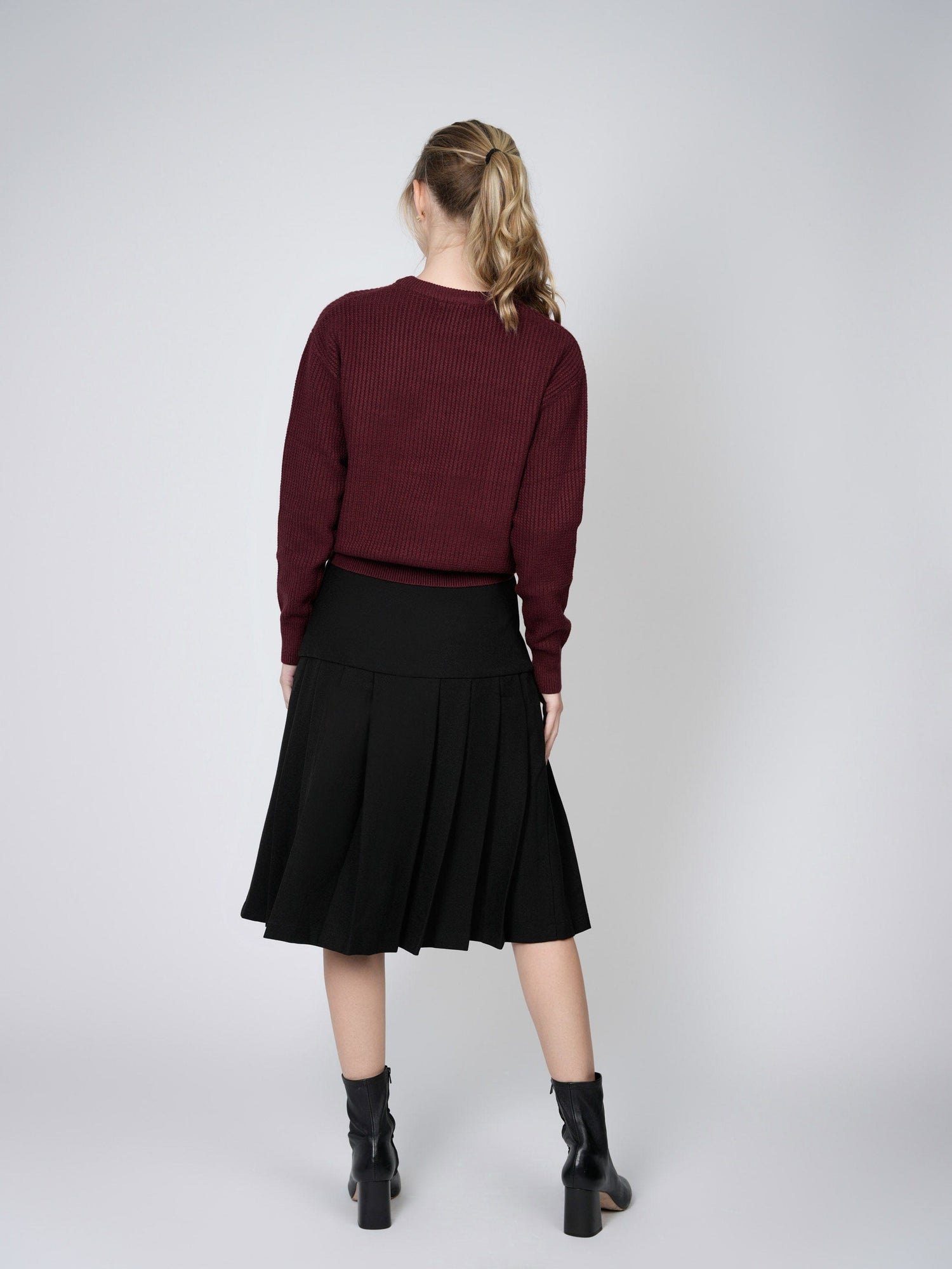 SOLID WAFFLE KNIT TOP-BURGUNDY