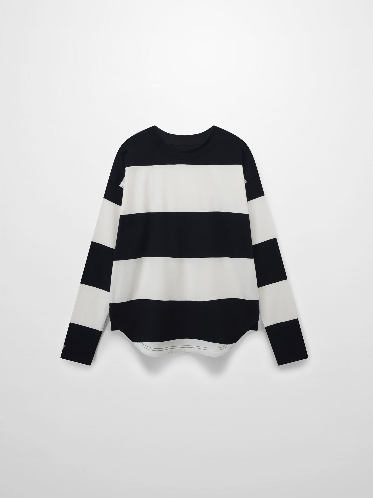 Oversized Rounded Hem T-Shirt-Black/White