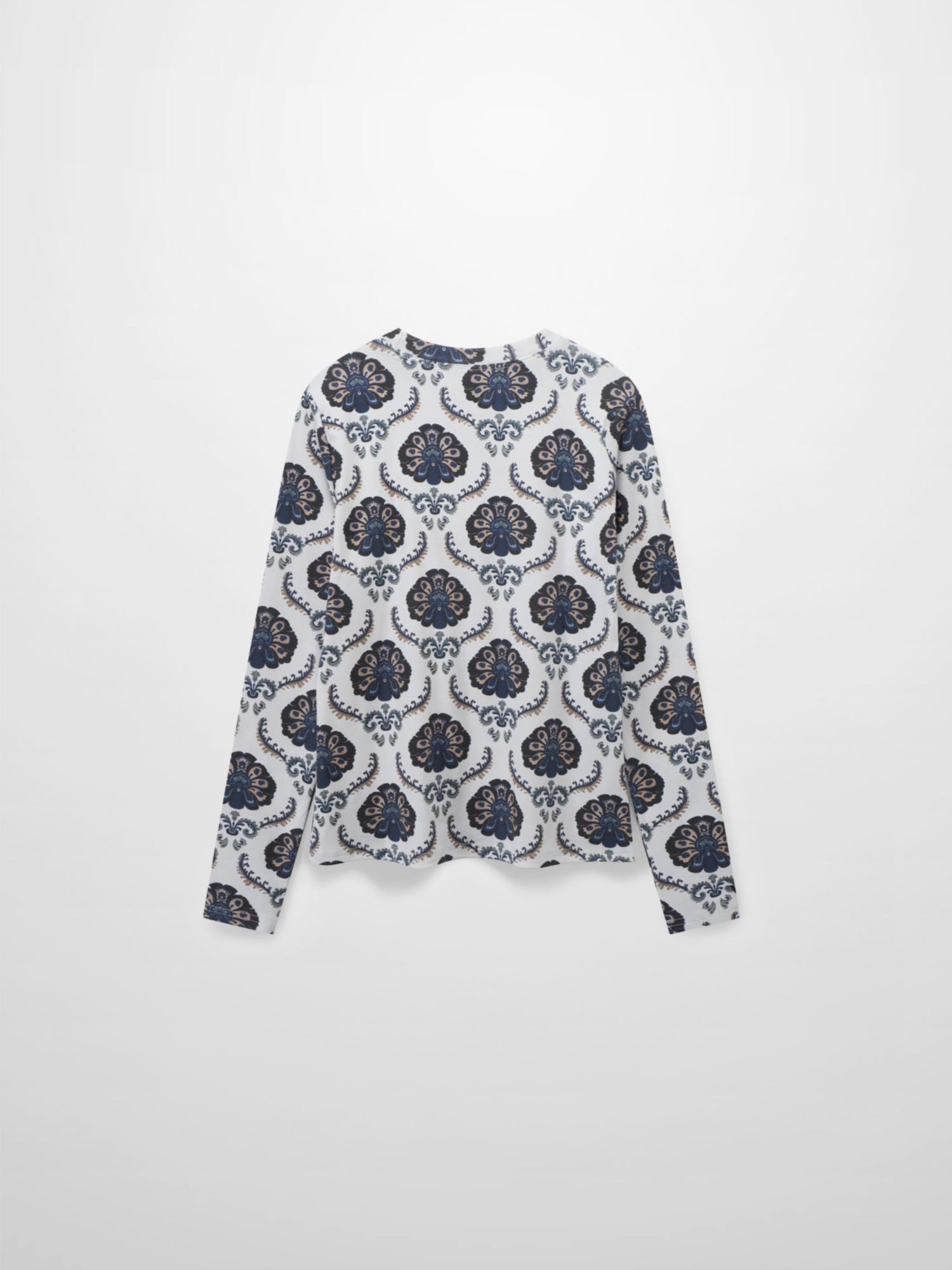 Basic Printed T-shirt-Medallion