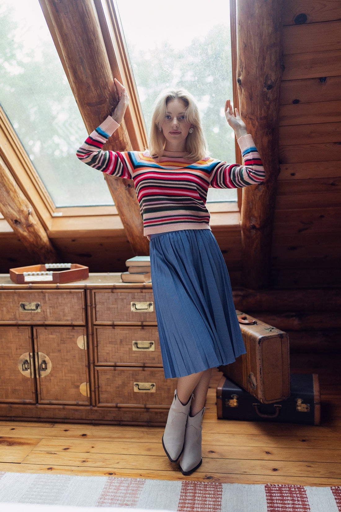 STRIPED SWEATER-COLORFUL