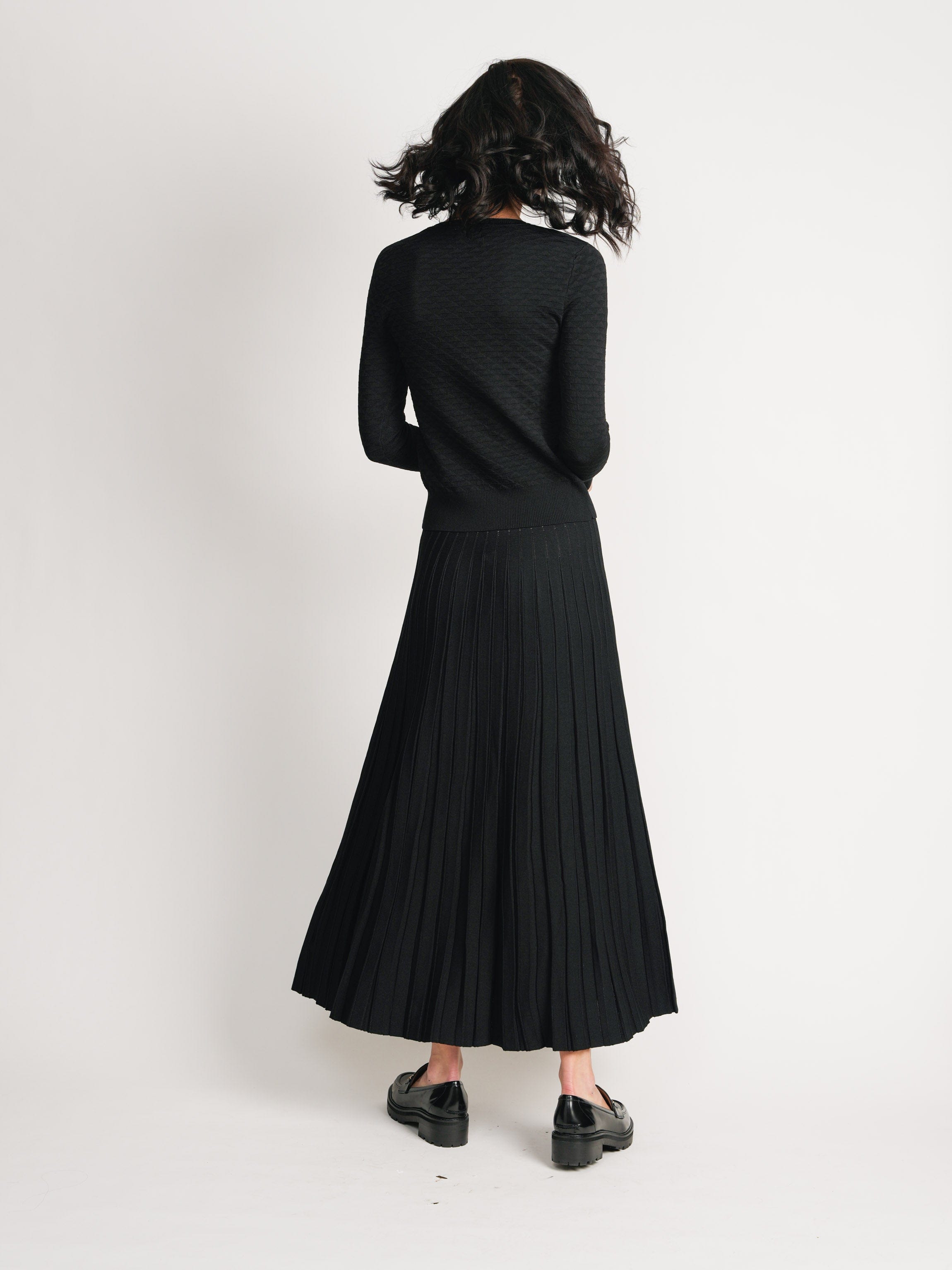 KNIT MAXI PLEAT SKIRT 35&quot;-BLACK