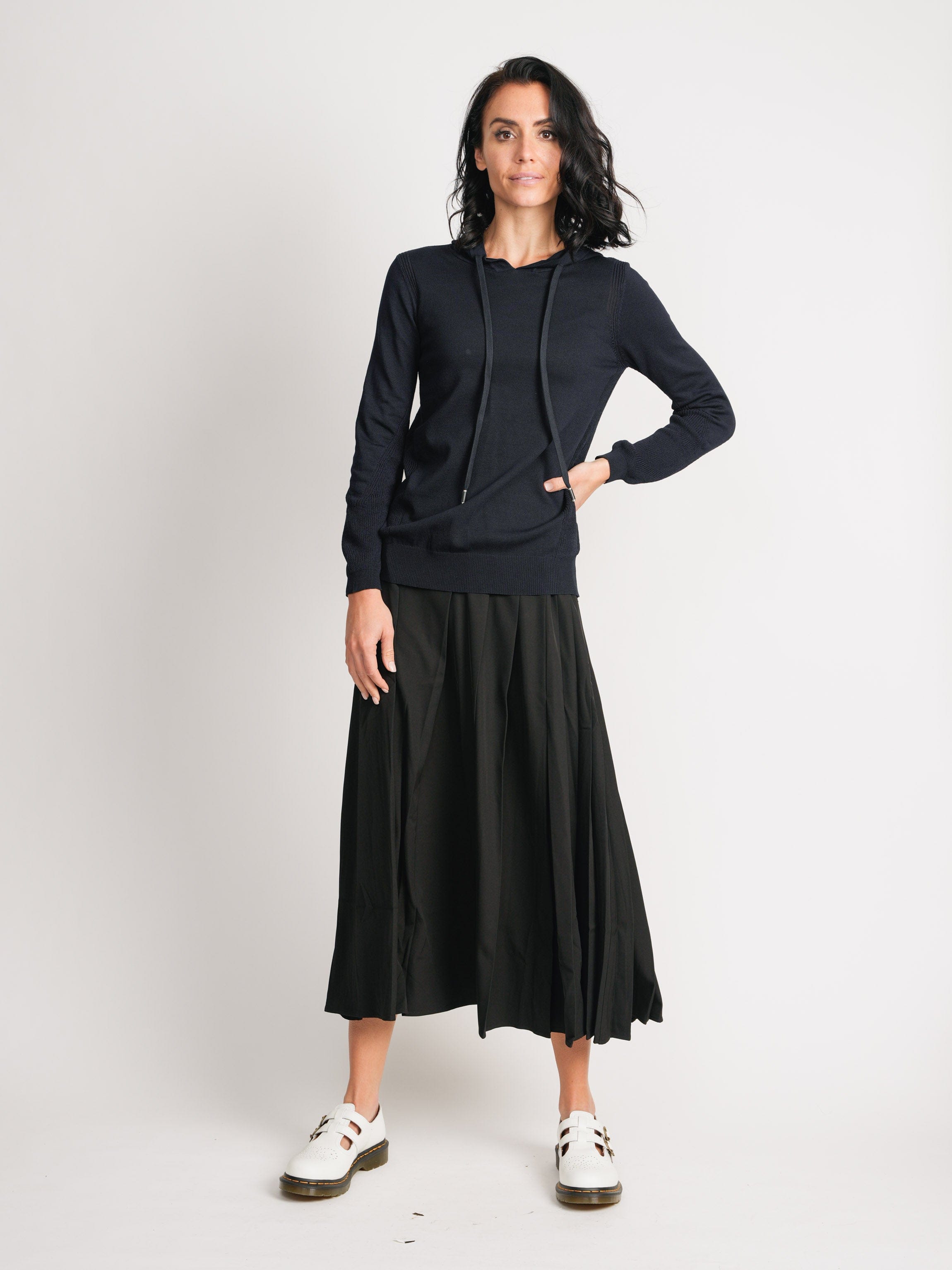 HOODIE SWEATER-NAVY