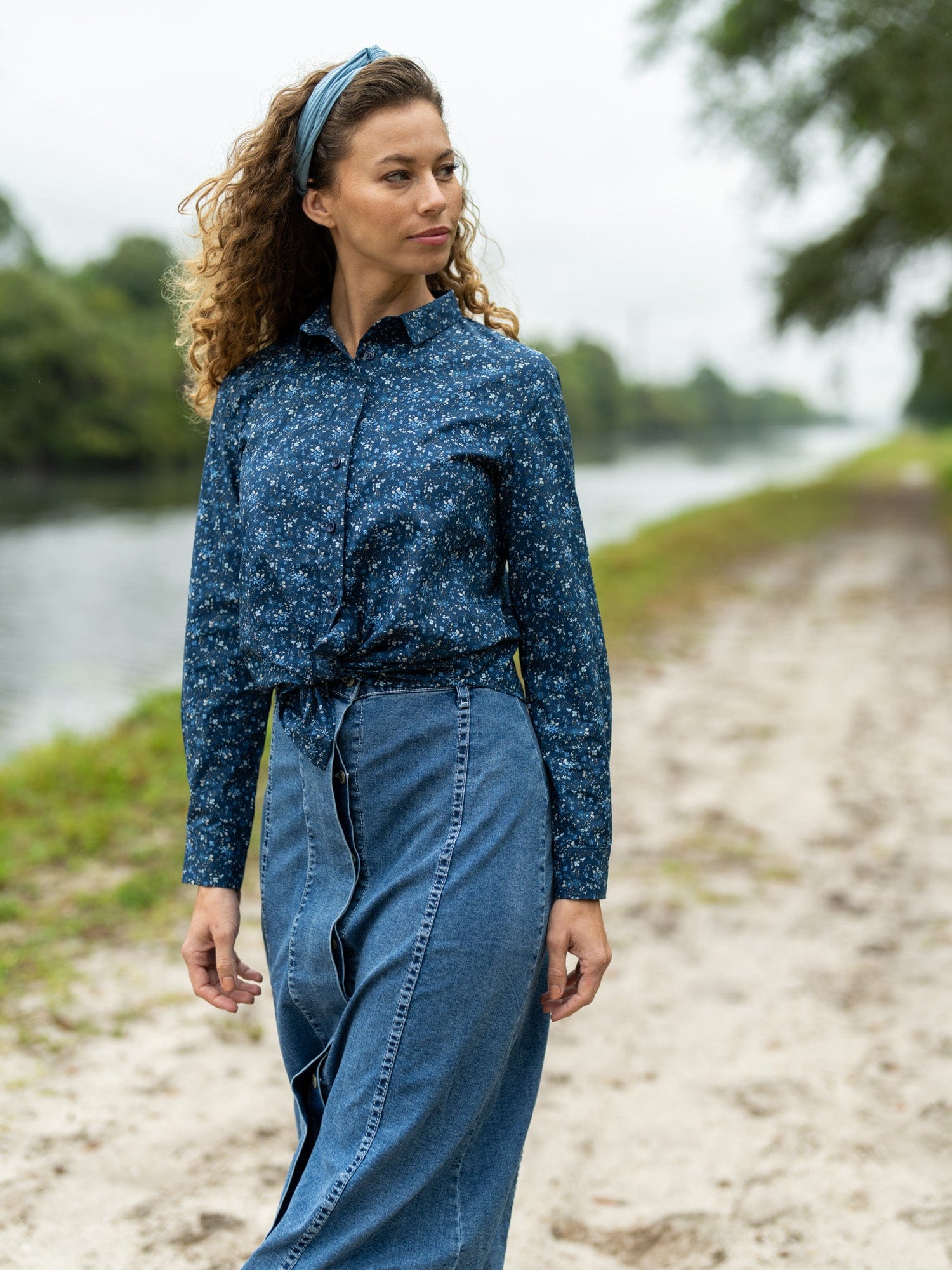 FRONT PLACKET DENIM SKIRT