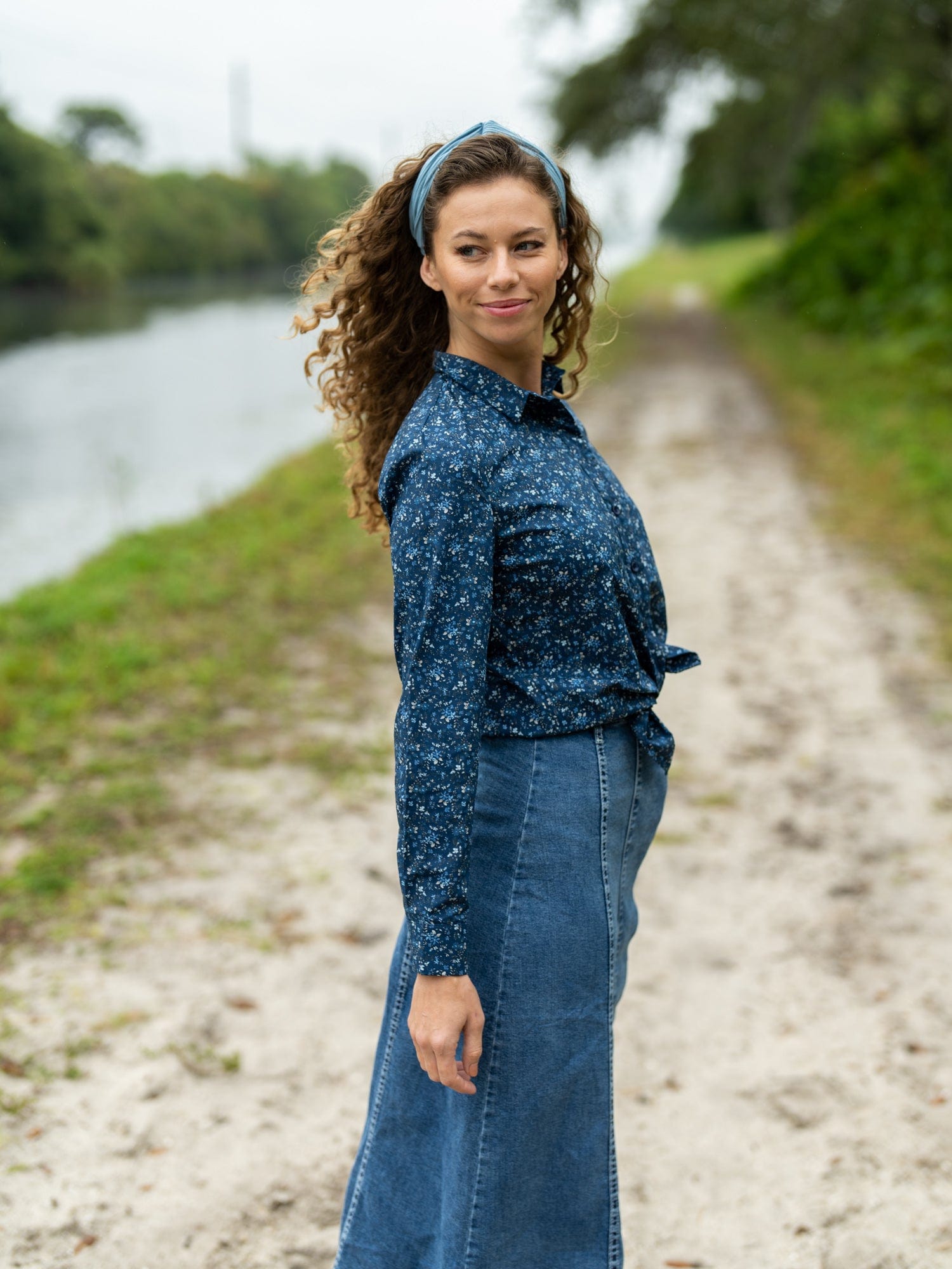 FRONT PLACKET DENIM SKIRT