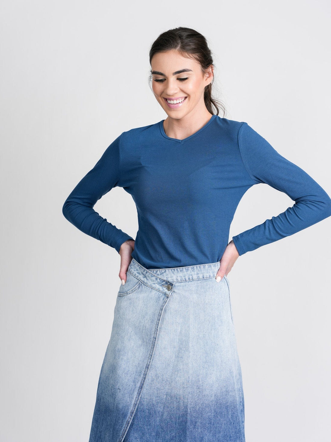 HIGH V RIBBED TEE - LS-INK BLUE