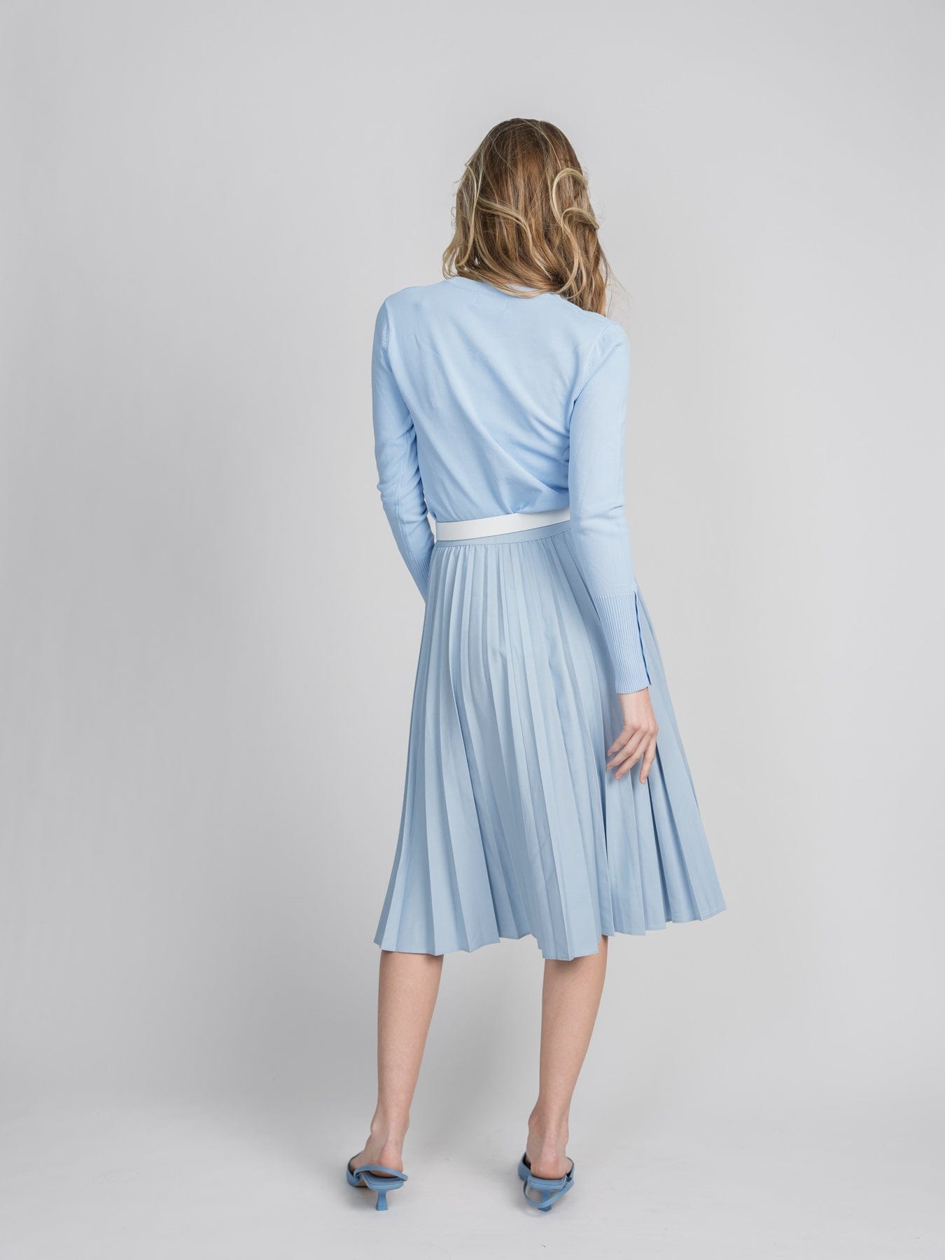 PLEATED SKIRT 27&quot;- LIGHT BLUE