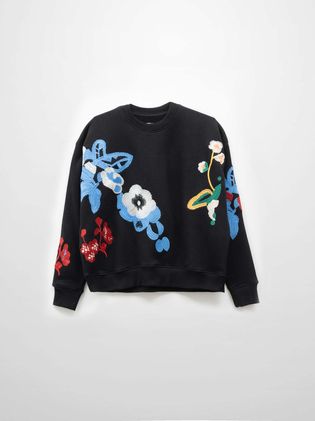 Embroidered Flower Sweatshirt-Black