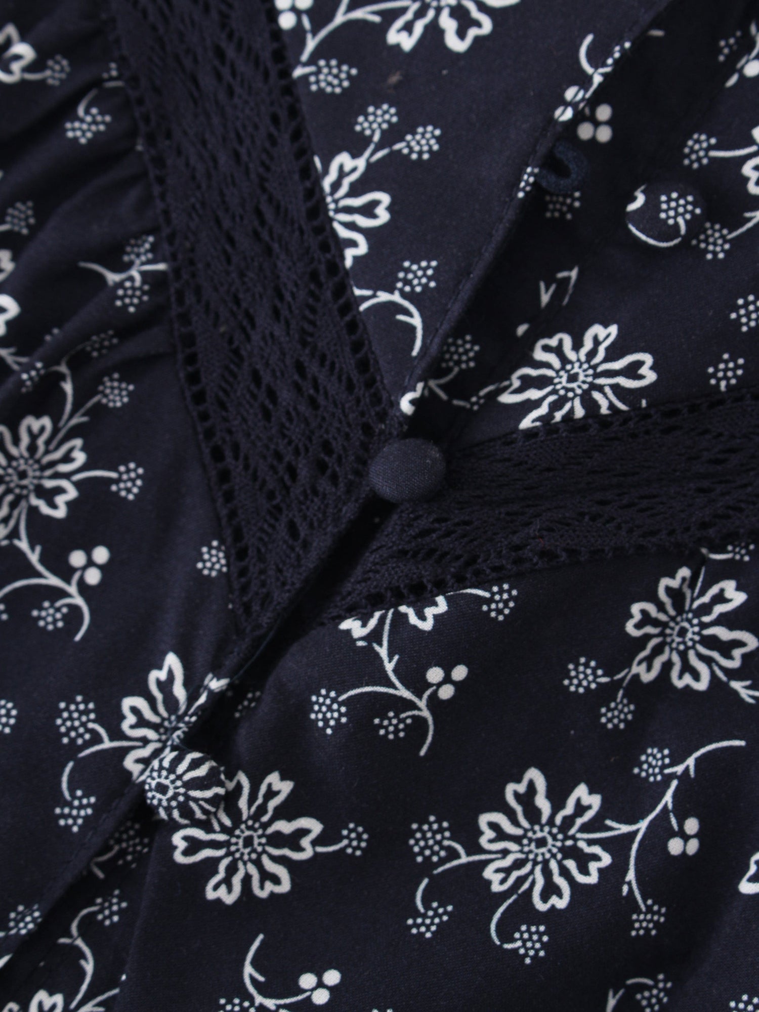 Lace Trim Detail Dress-Navy Floral