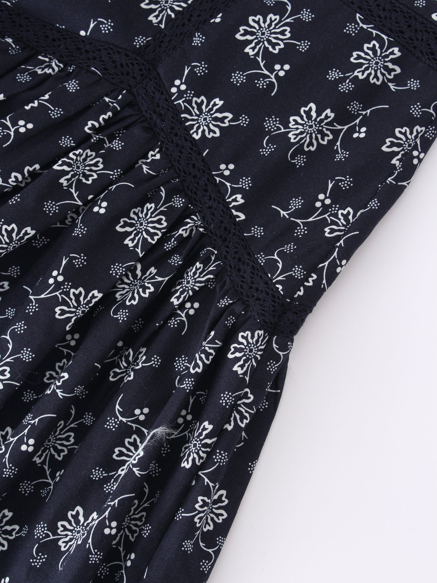 Lace Trim Detail Dress-Navy Floral