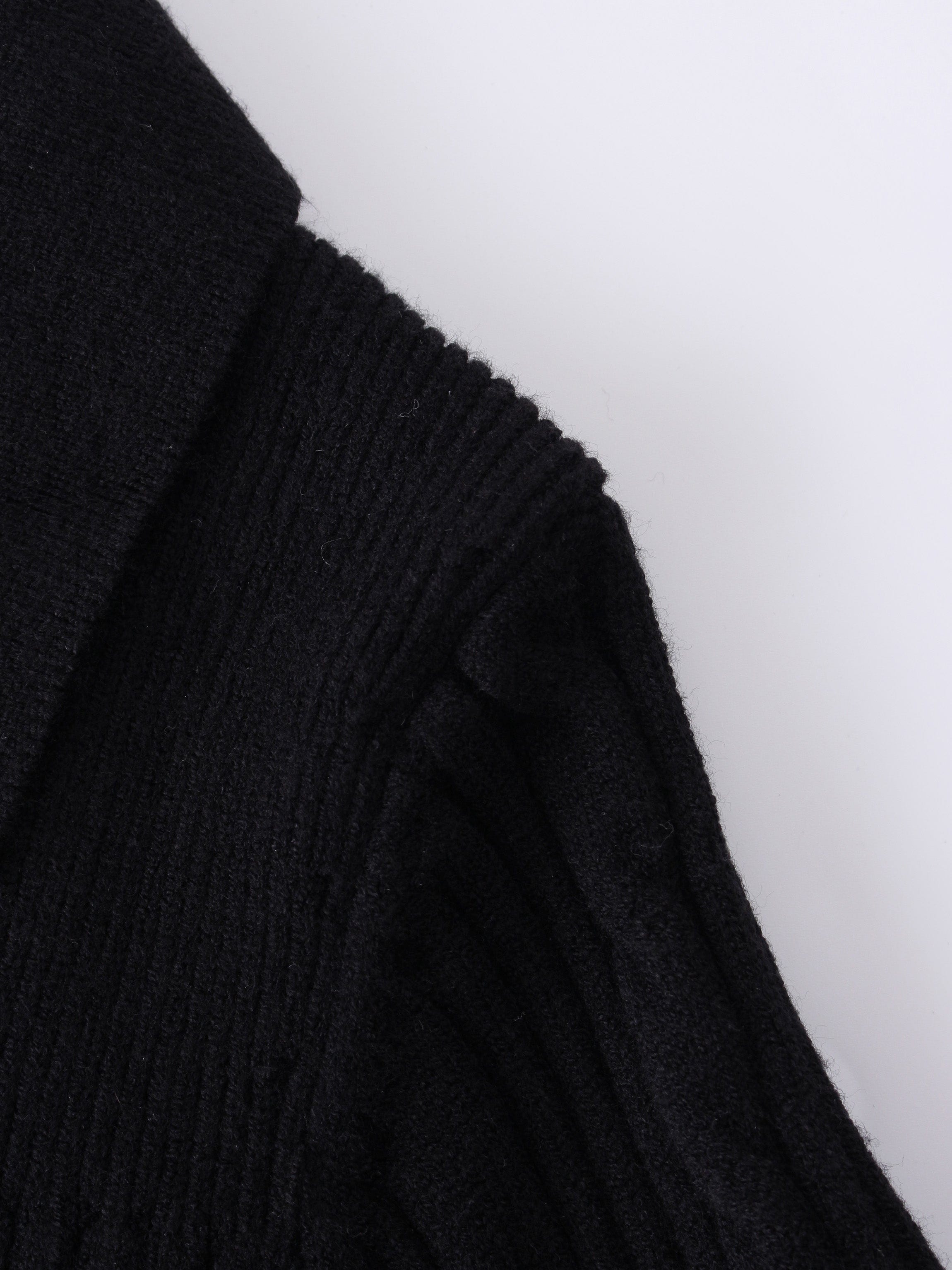 CABLE BANDED SWEATER-BLACK