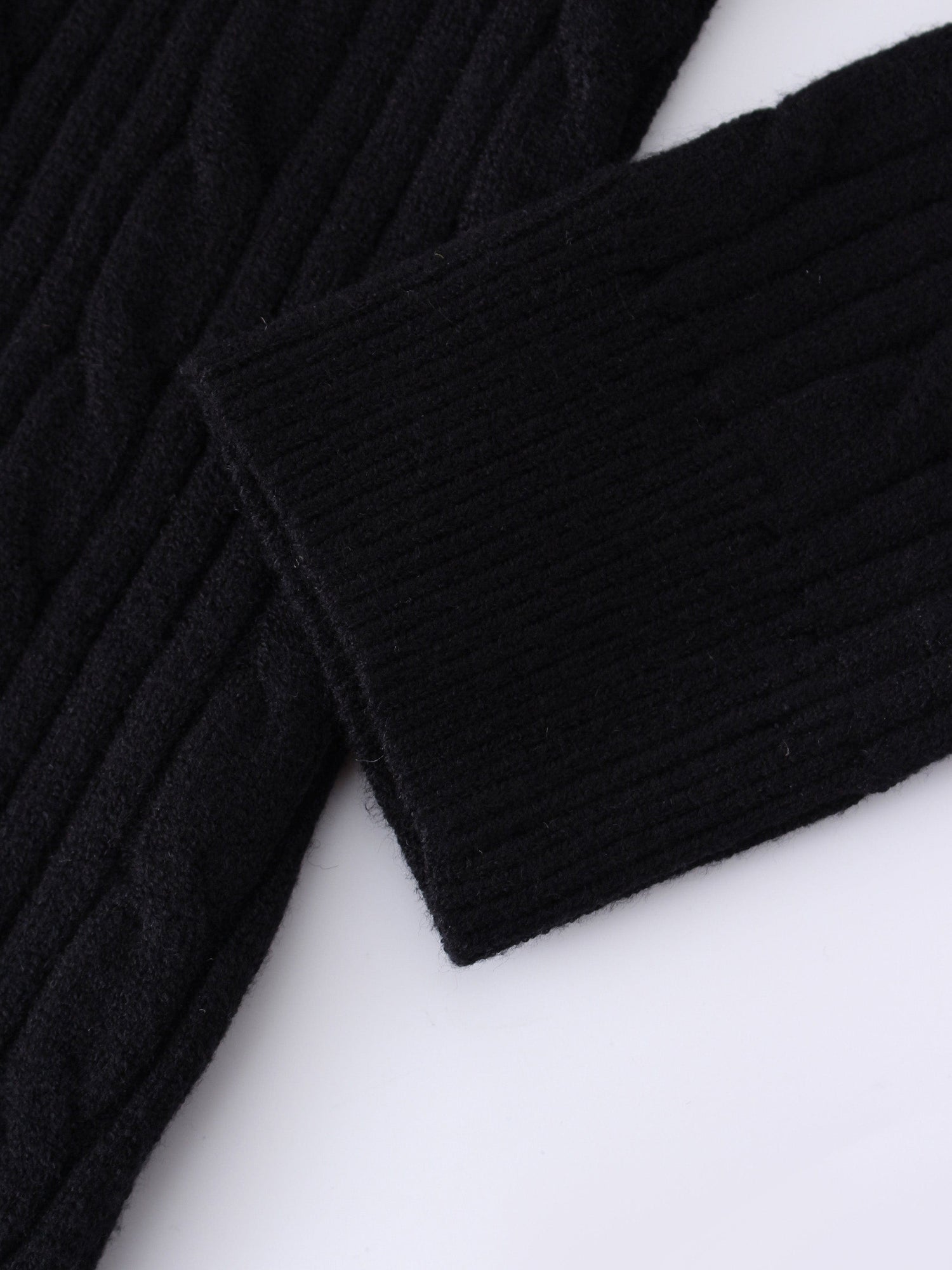 CABLE BANDED SWEATER-BLACK