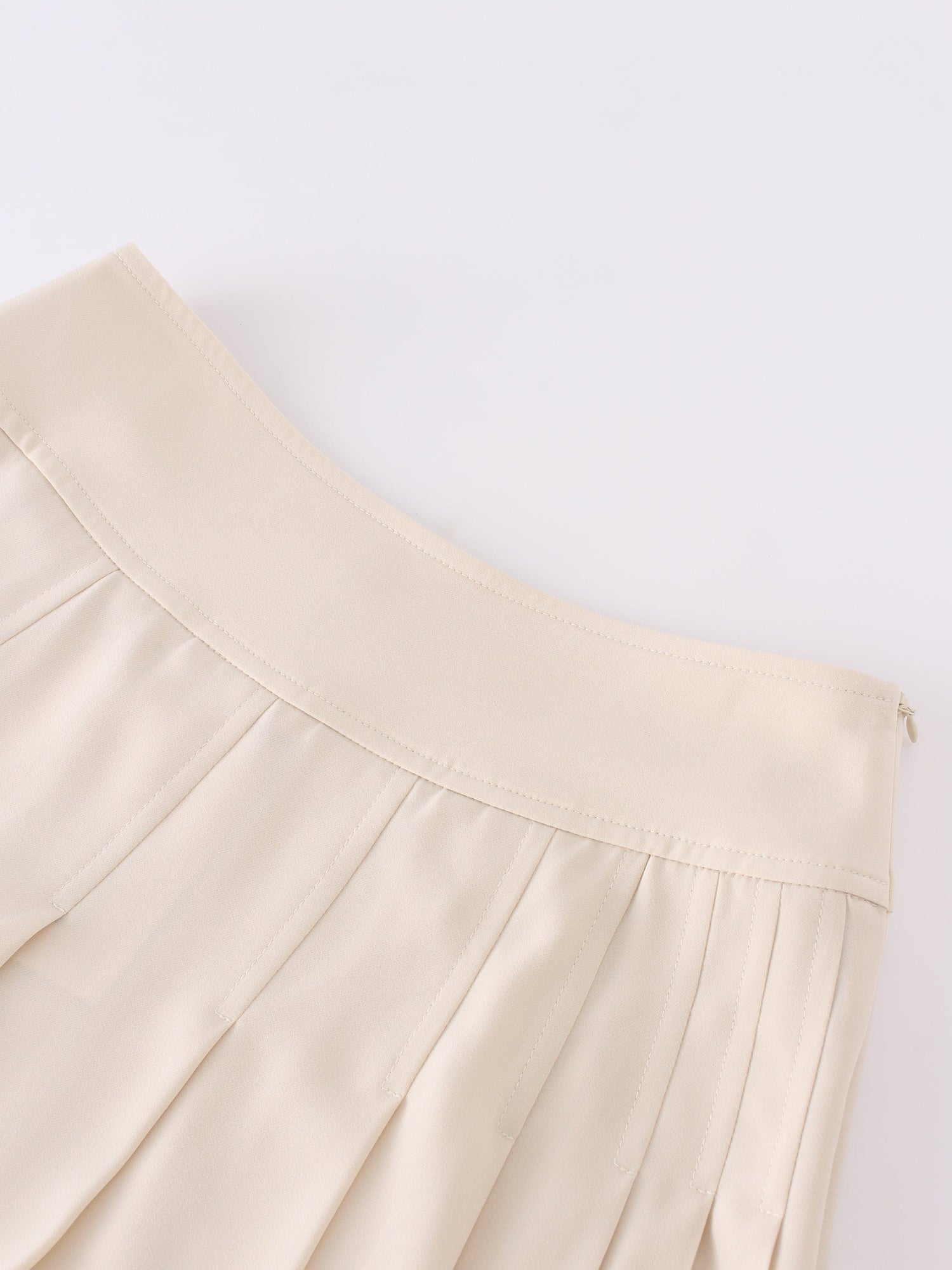 Yoke Pleated Skirt 37"-Ivory
