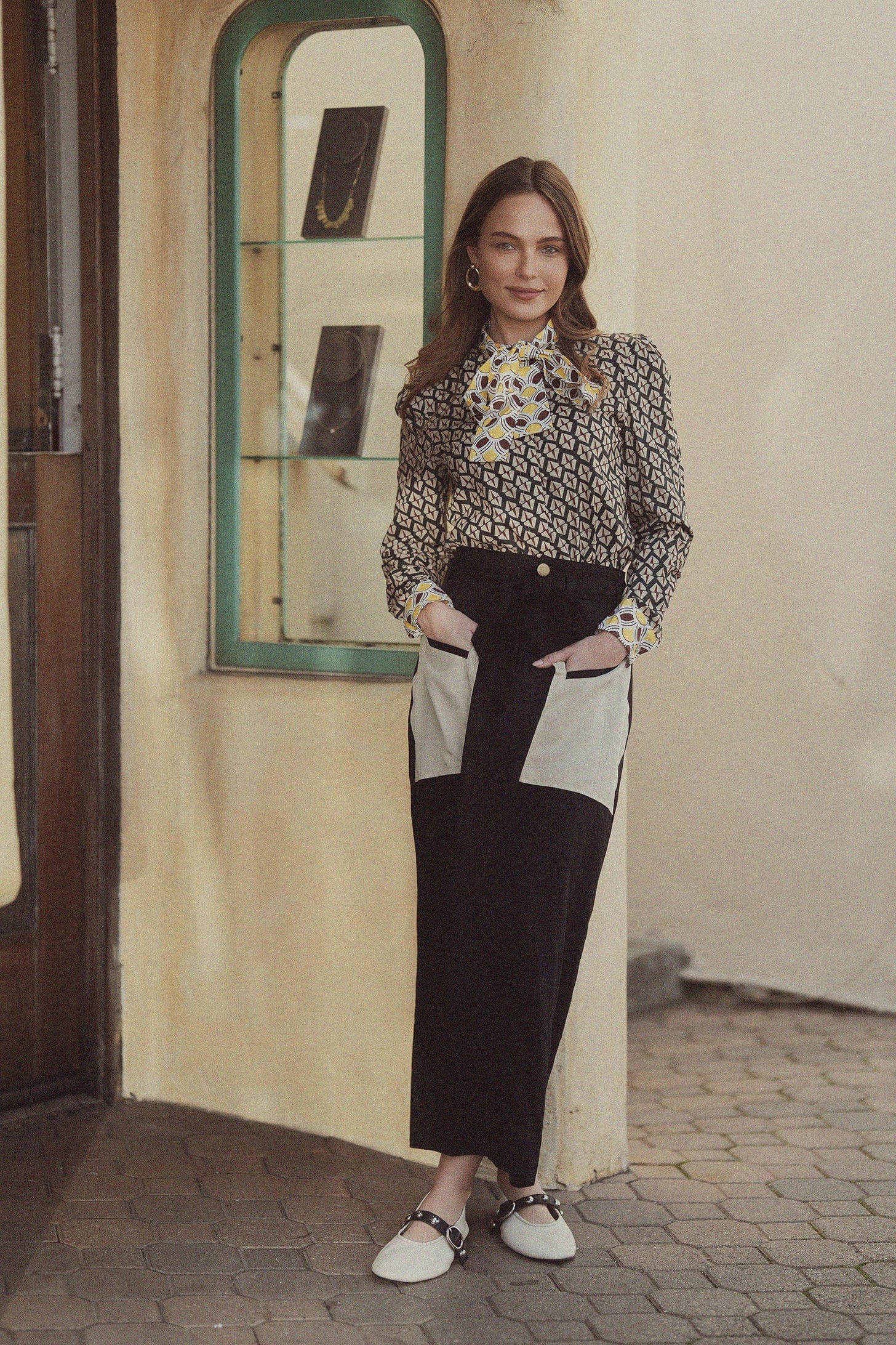 Contrast Pocket Skirt-Black