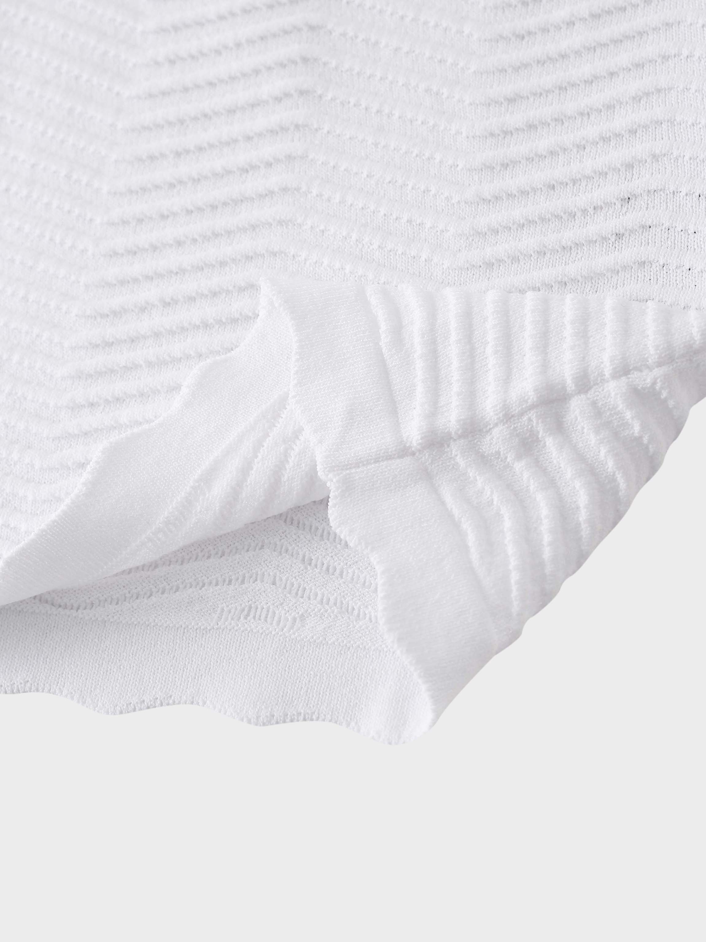 Scallop Edge Collar Sweater-White