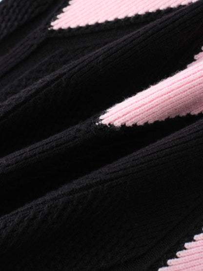 Center Diamond Sweater-Black/Pink