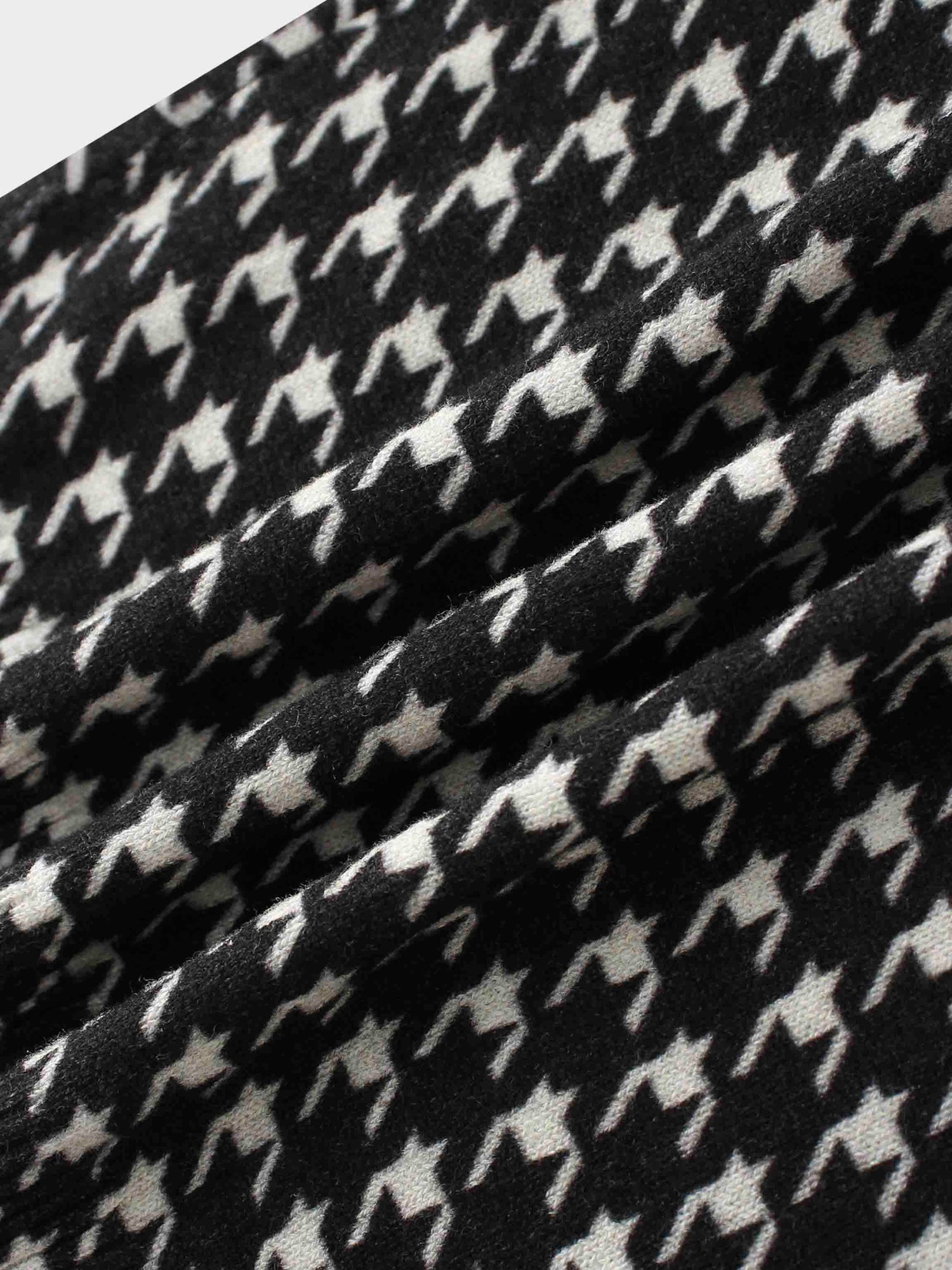 Printed Cardigan Short-Black and White Houndstooth
