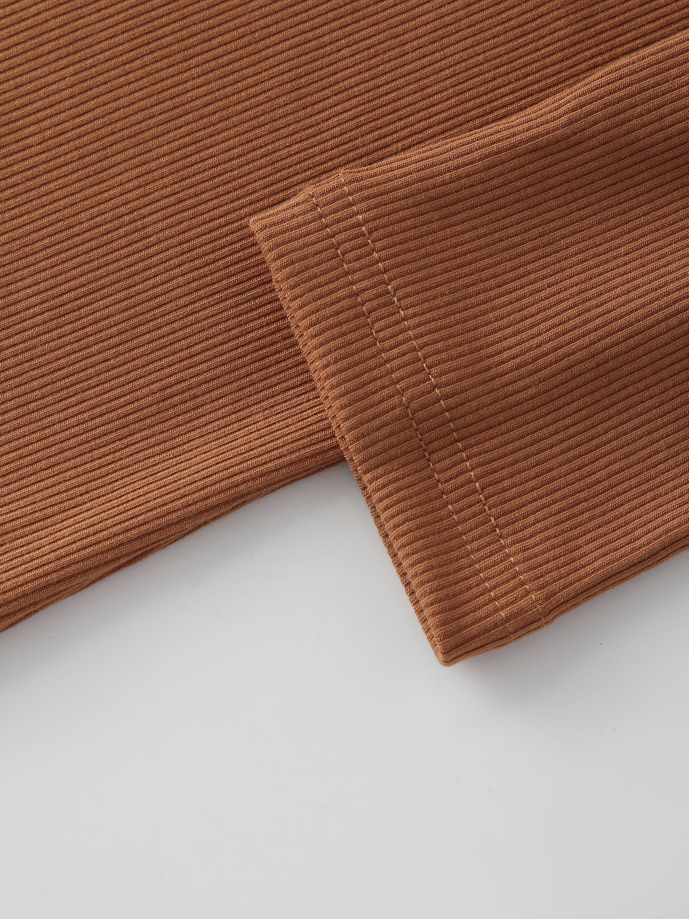 CLASSIC RIBBED CREW TEE LS-BROWN