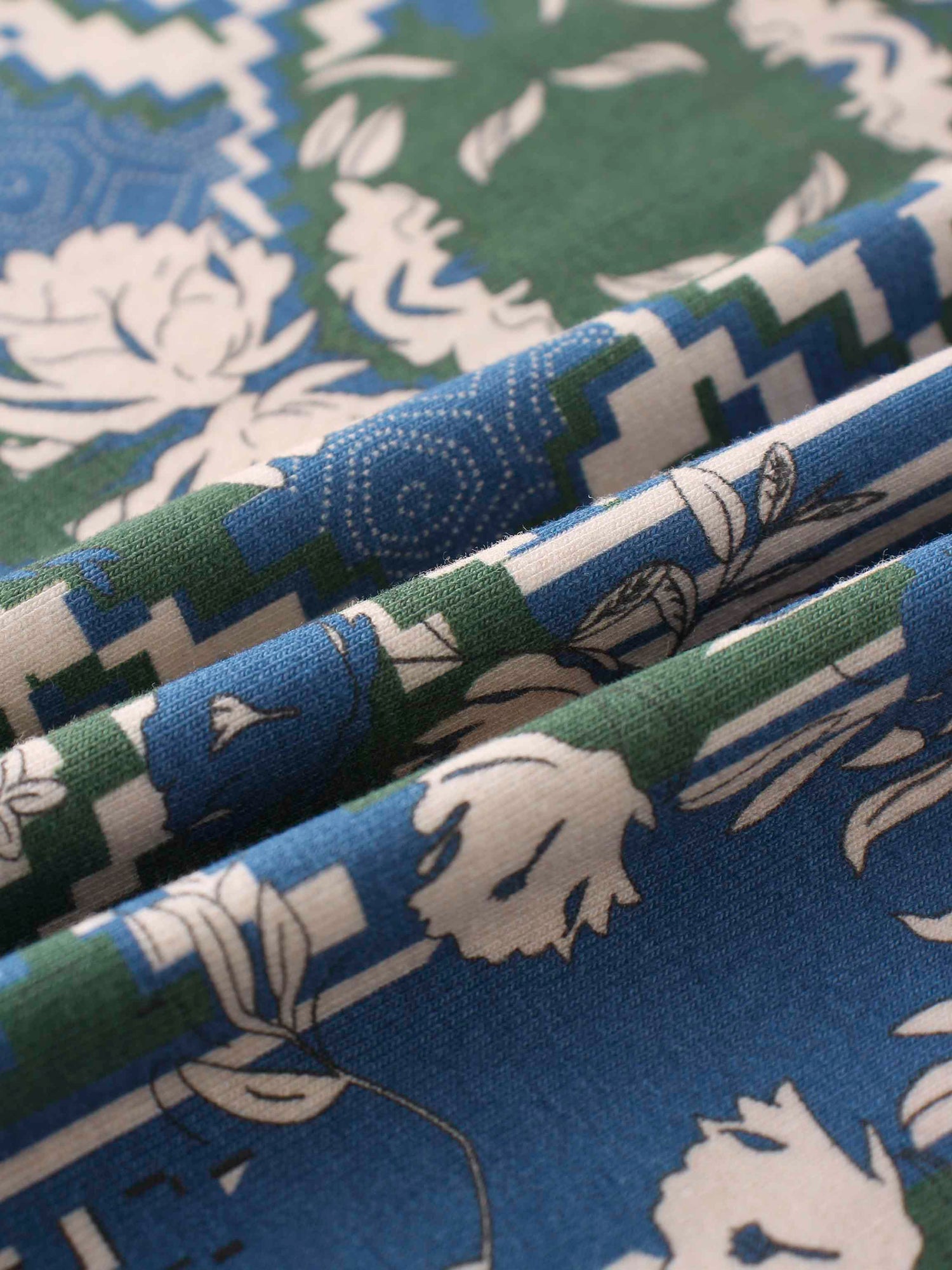 Printed Collar Snap Tee-Carpet of Roses