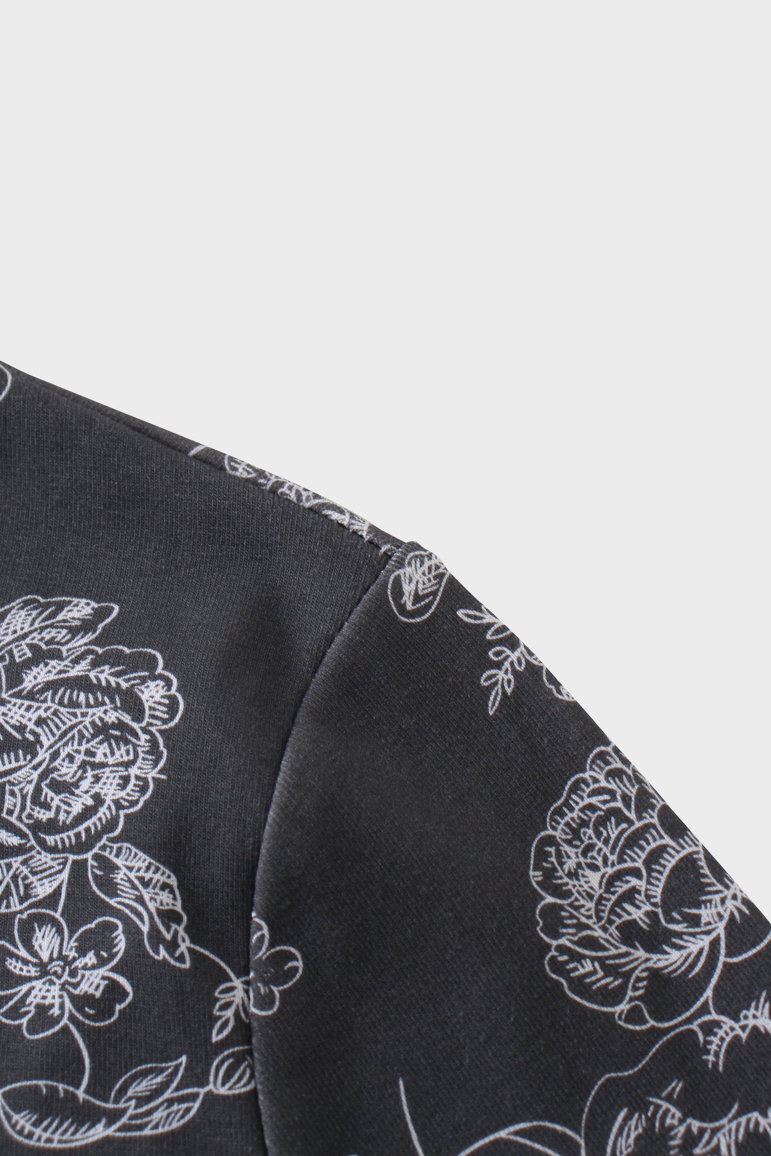 Basic Printed T-shirt-Grey Floral