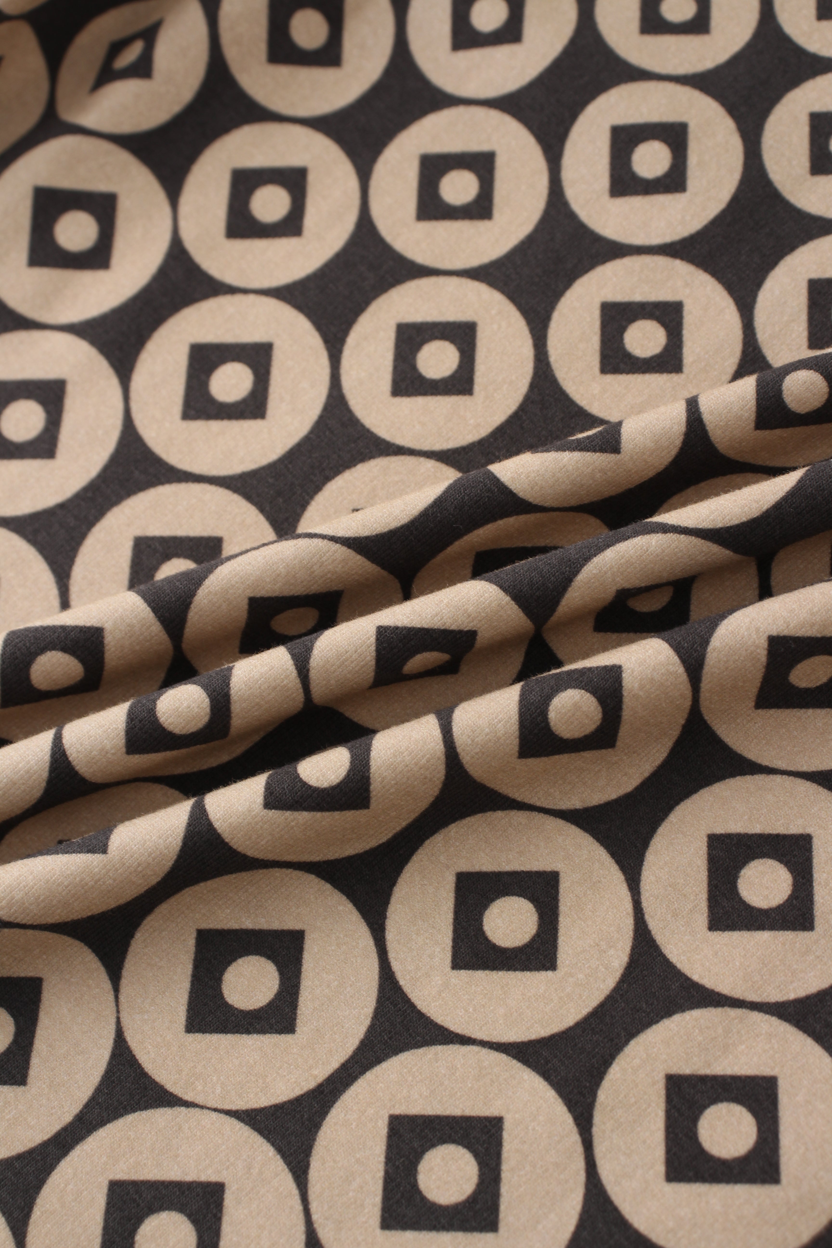 Basic Printed T-shirt-Geo Ombre