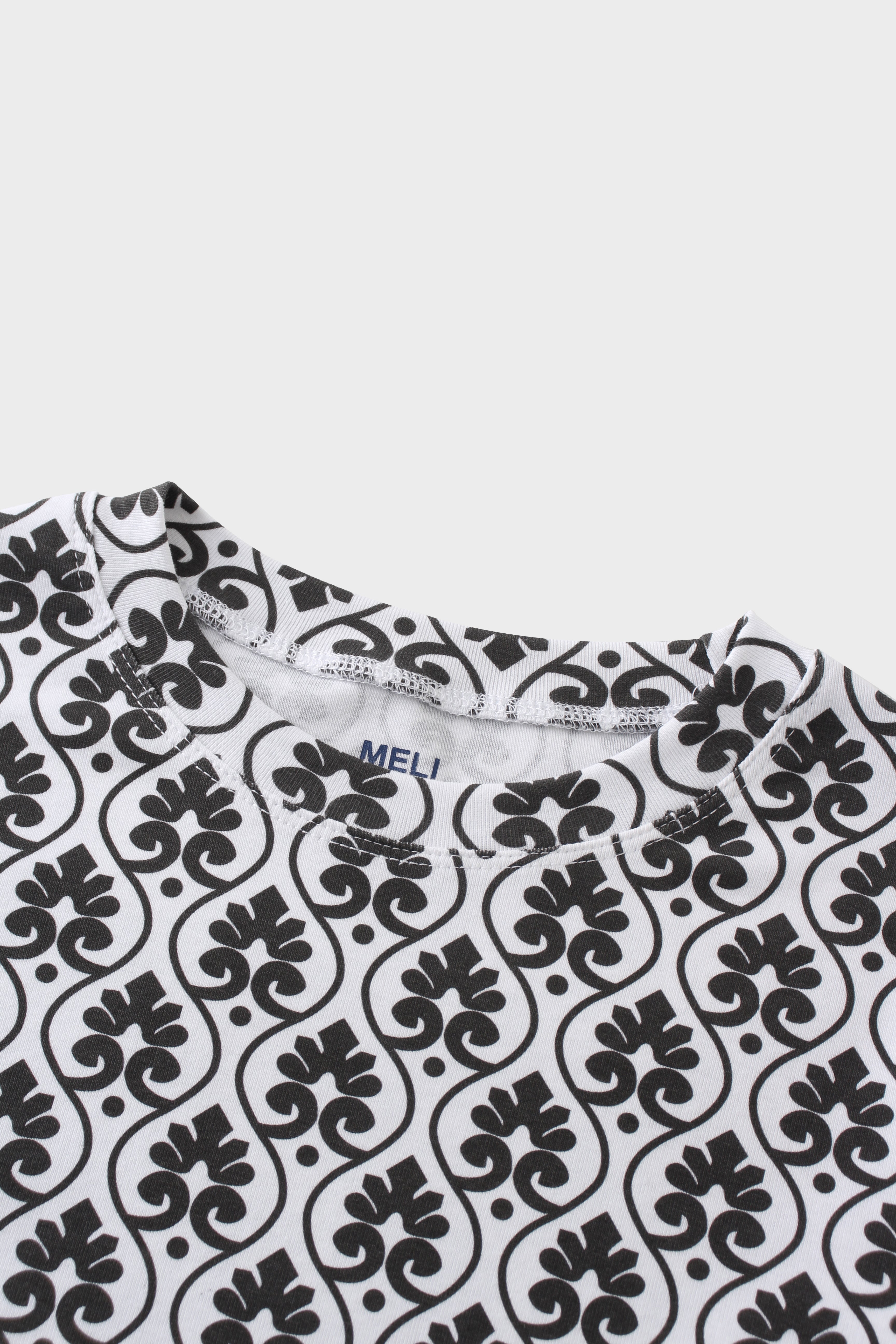 Basic Printed T-shirt-Damask
