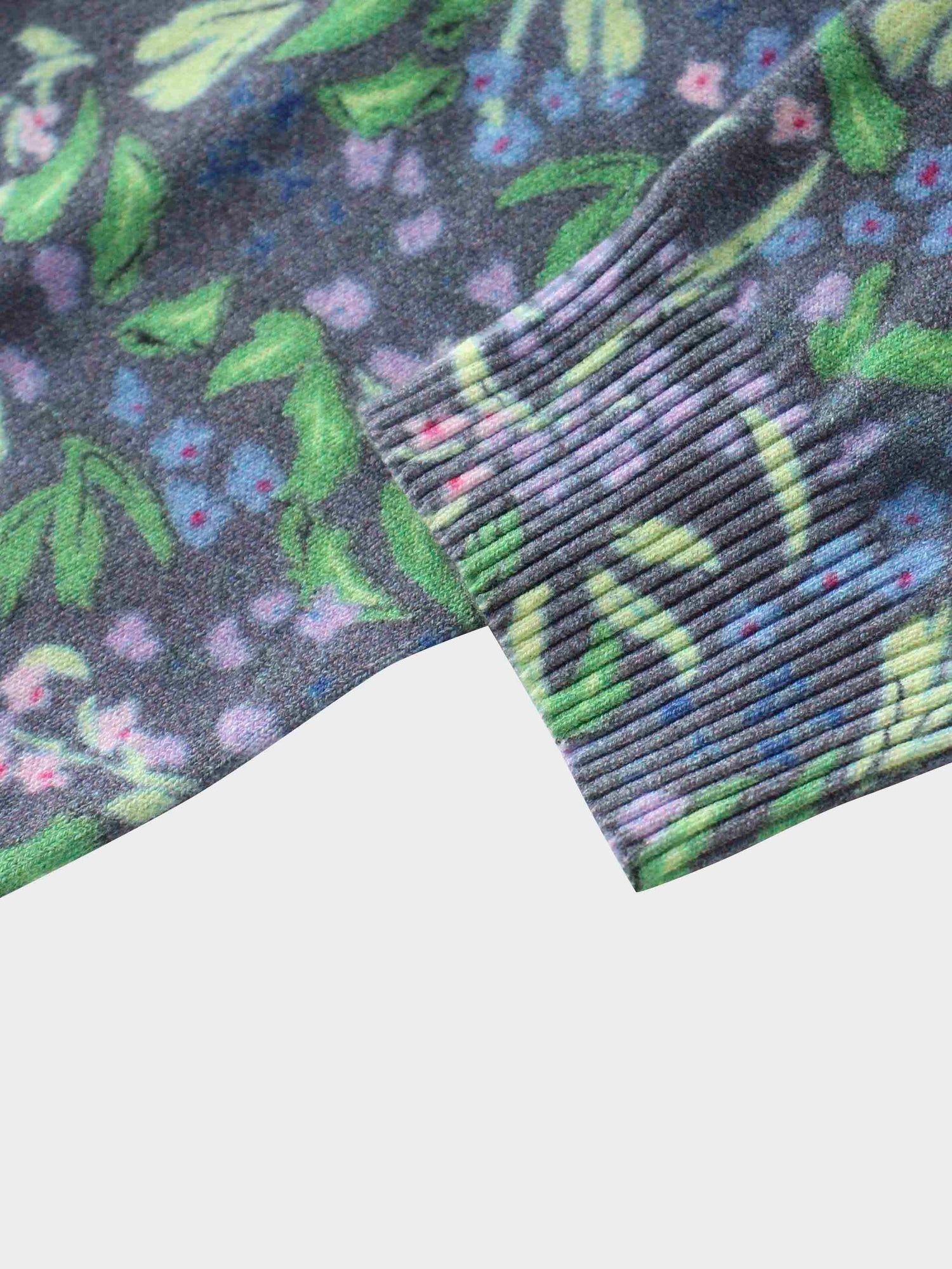 Floral Design Sweater-Lavender Blossom