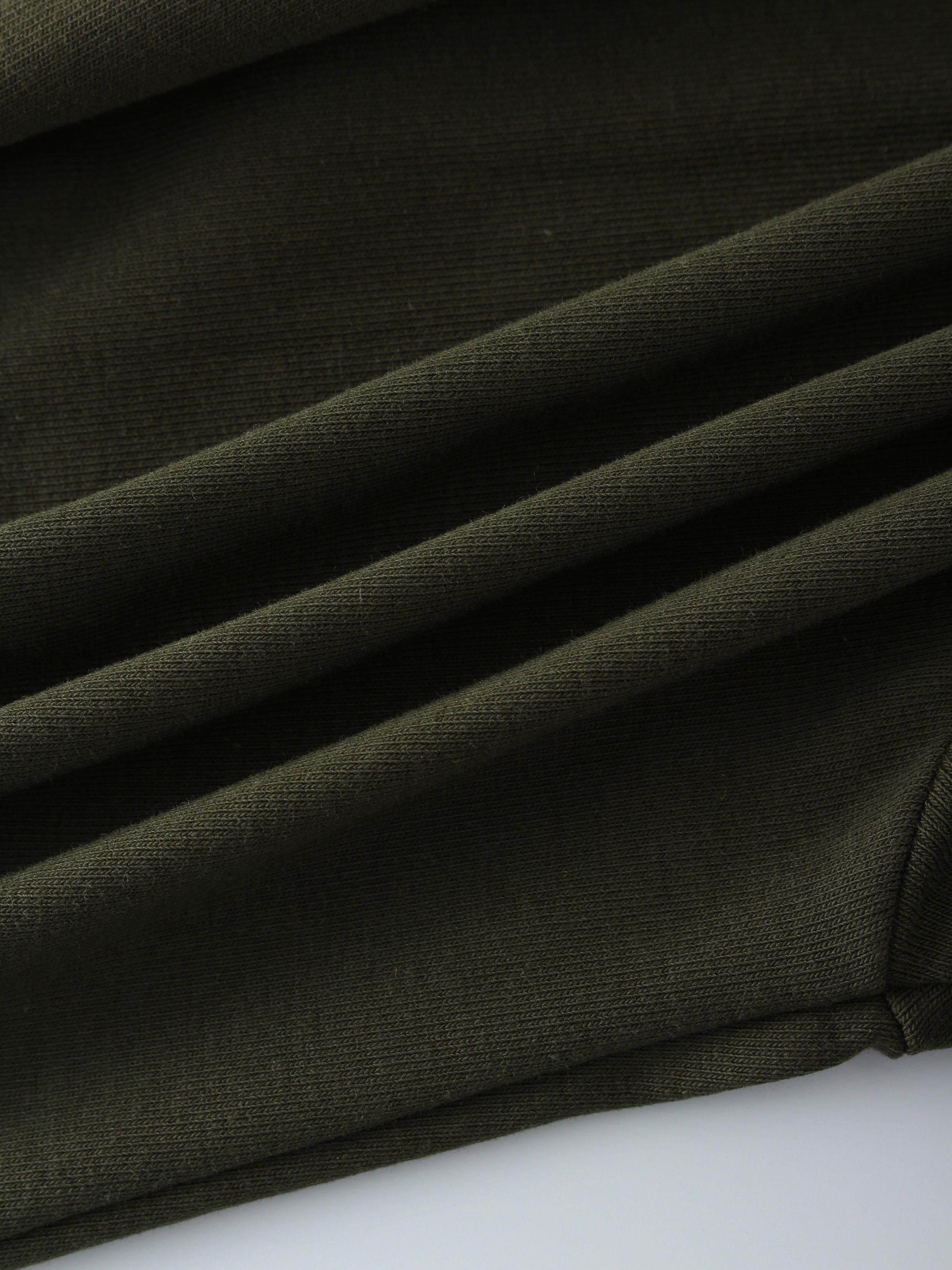 KNOT TEE-OLIVE GREEN