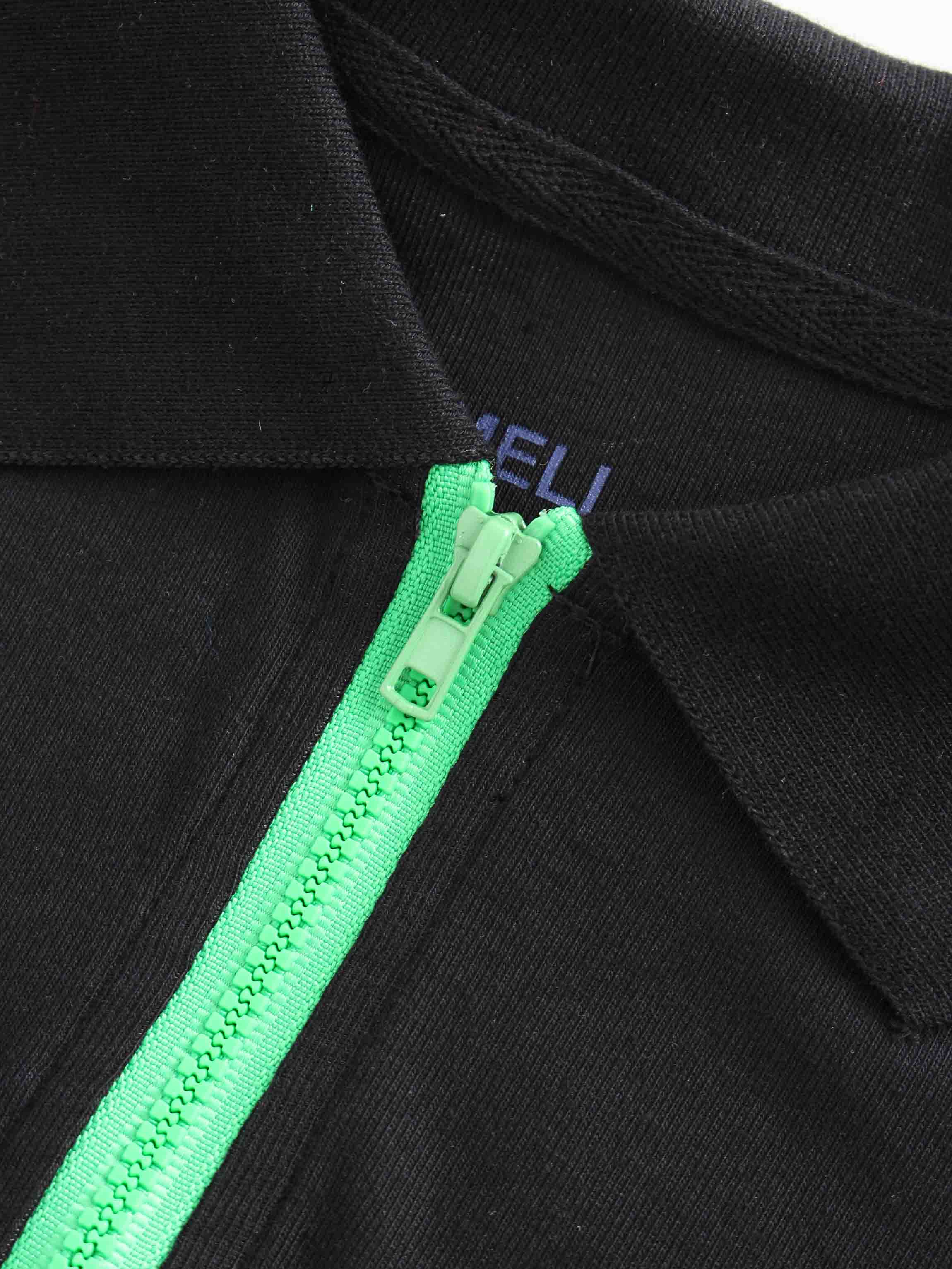 COLORED ZIPPER TEE-BLACK/KELLY GREEN