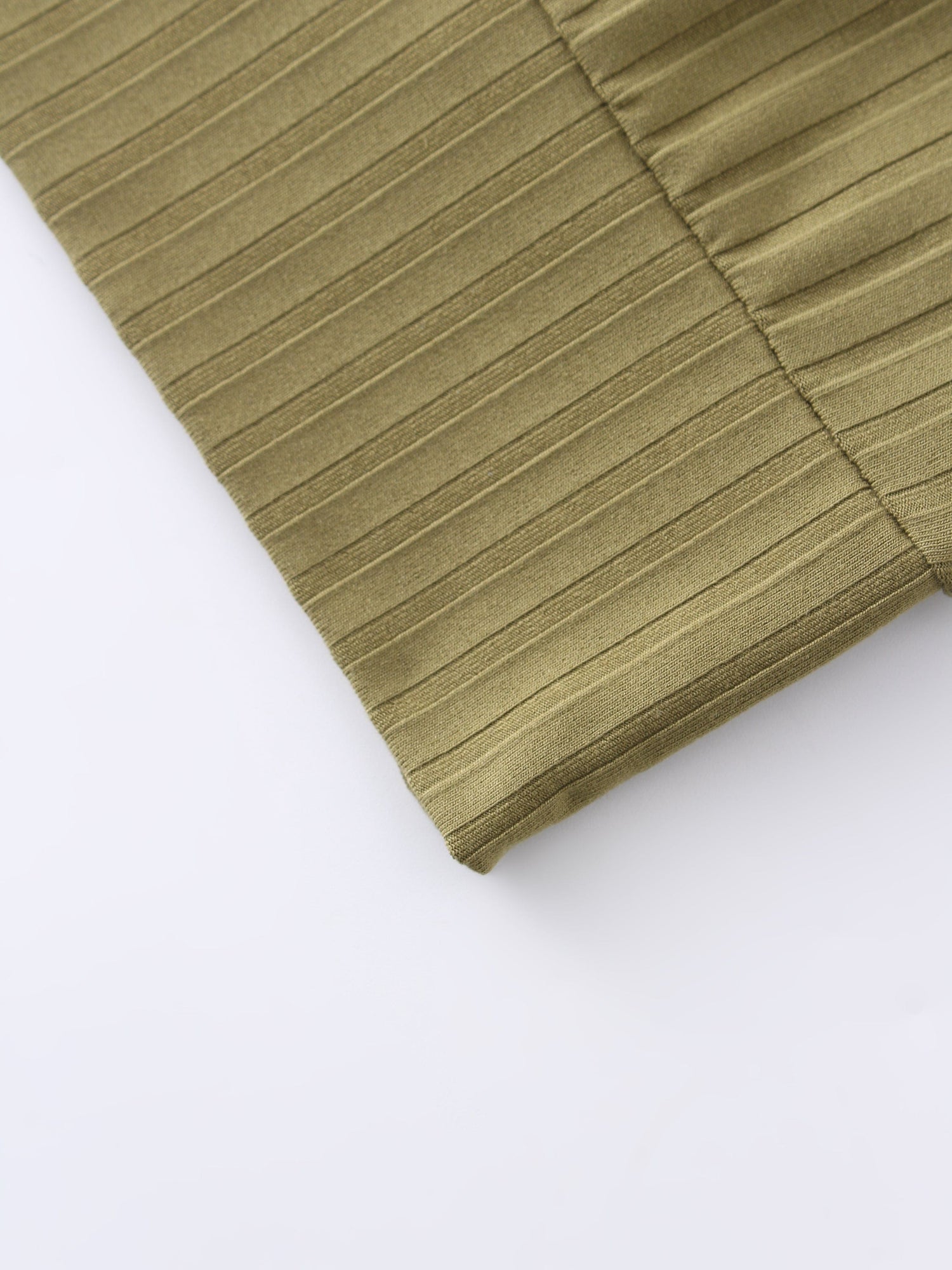 Ribbed High V Bomber-Olive