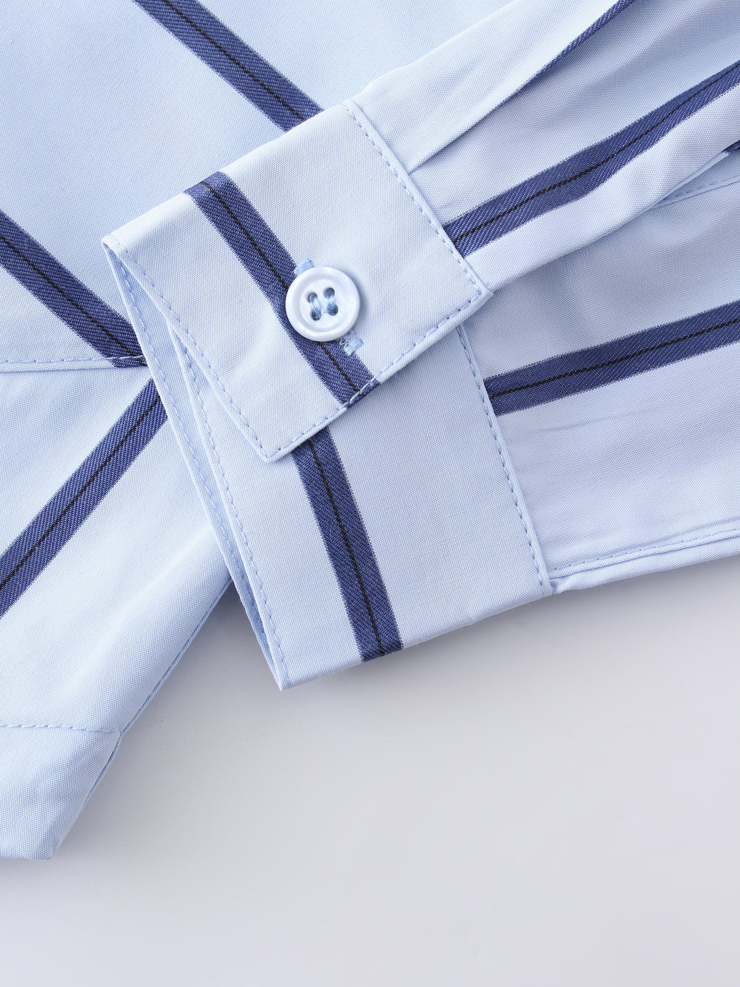 Rounded Hem Button Down Shirt-Light Blue/Navy