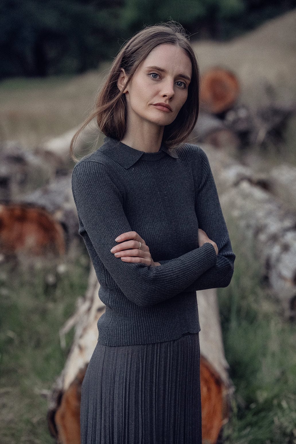 Center Design Sweater-Charcoal Grey